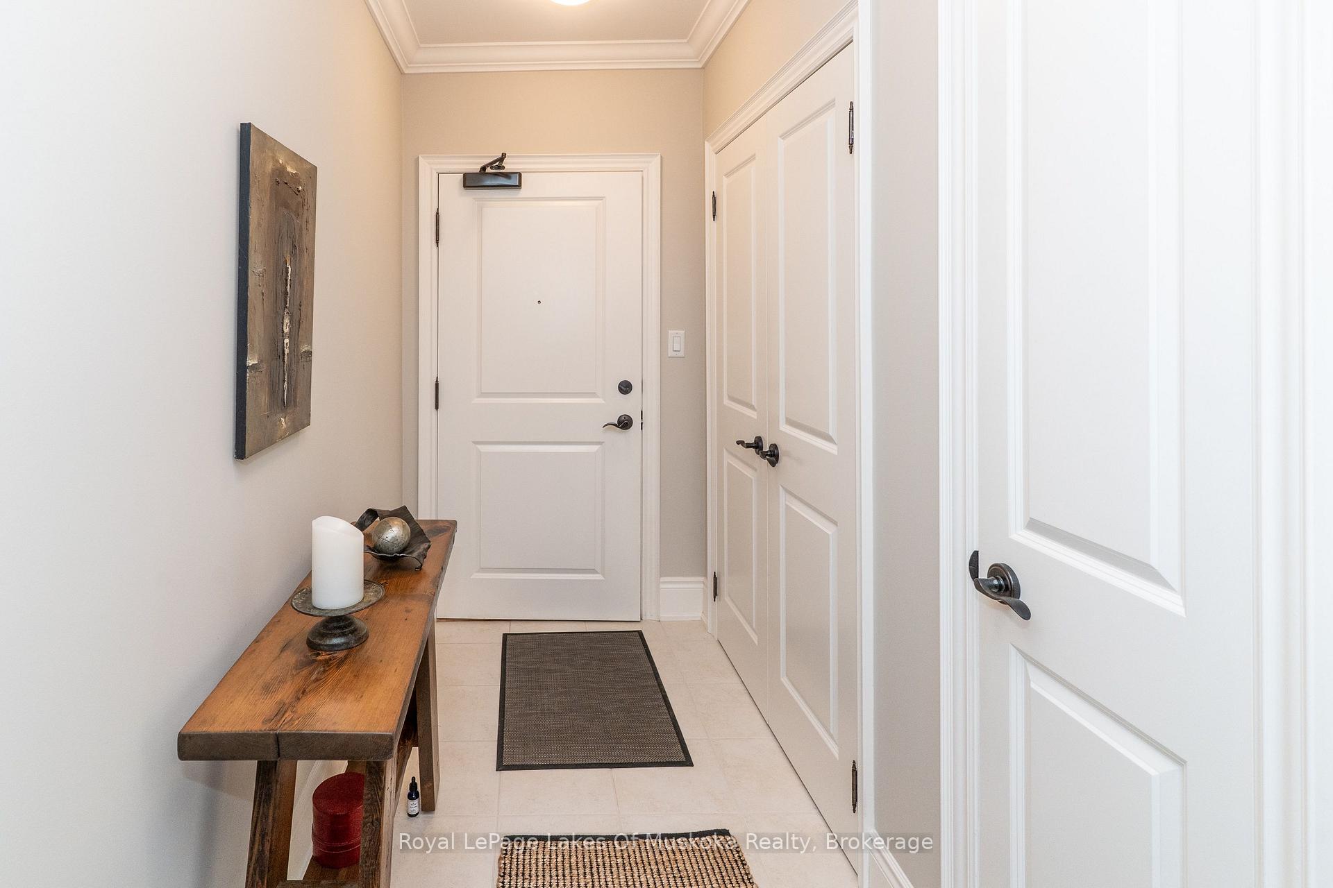 Photo 7 of Unit 403, 391 James Street W, Gravenhurst, Muskoka (S) — HOMEH
