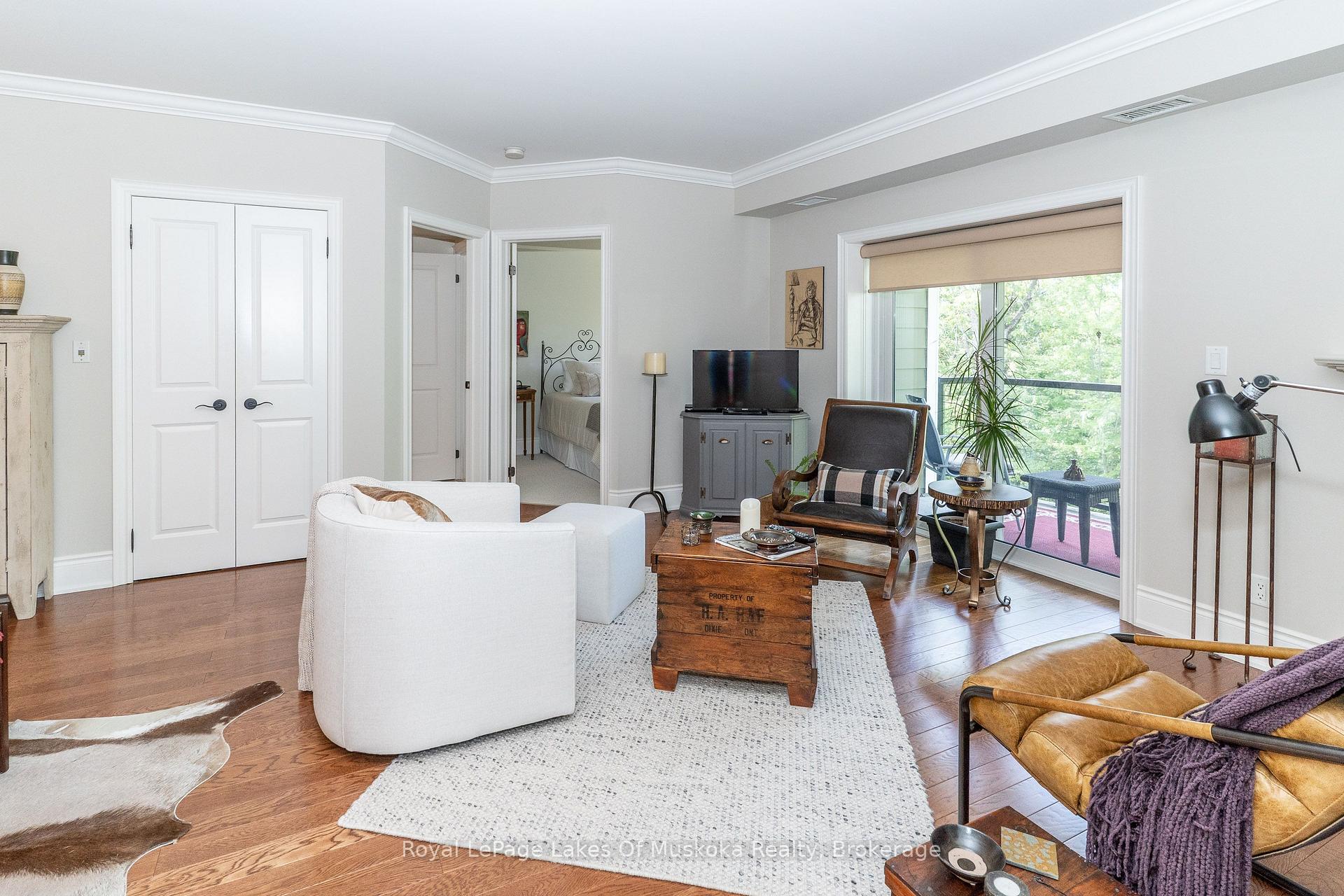 Photo 21 of Unit 403, 391 James Street W, Gravenhurst, Muskoka (S) — HOMEH