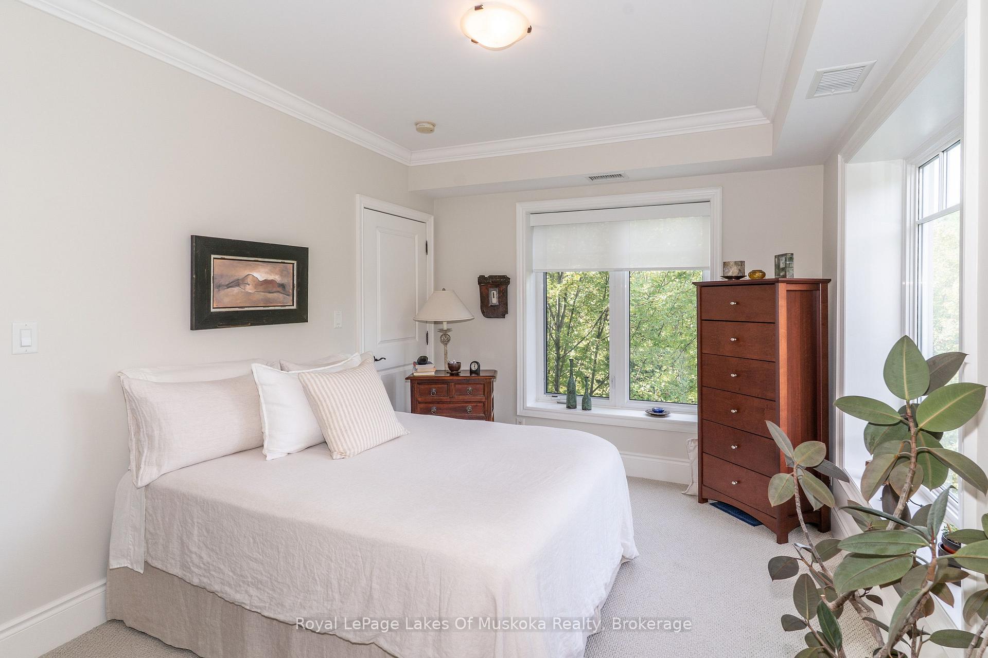Photo 24 of Unit 403, 391 James Street W, Gravenhurst, Muskoka (S) — HOMEH