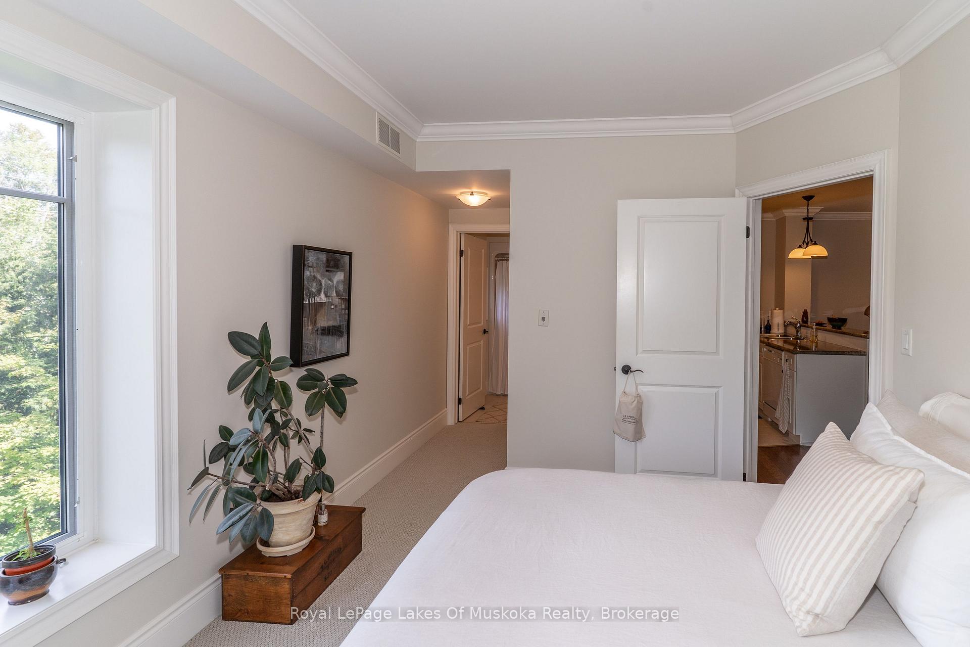Photo 26 of Unit 403, 391 James Street W, Gravenhurst, Muskoka (S) — HOMEH