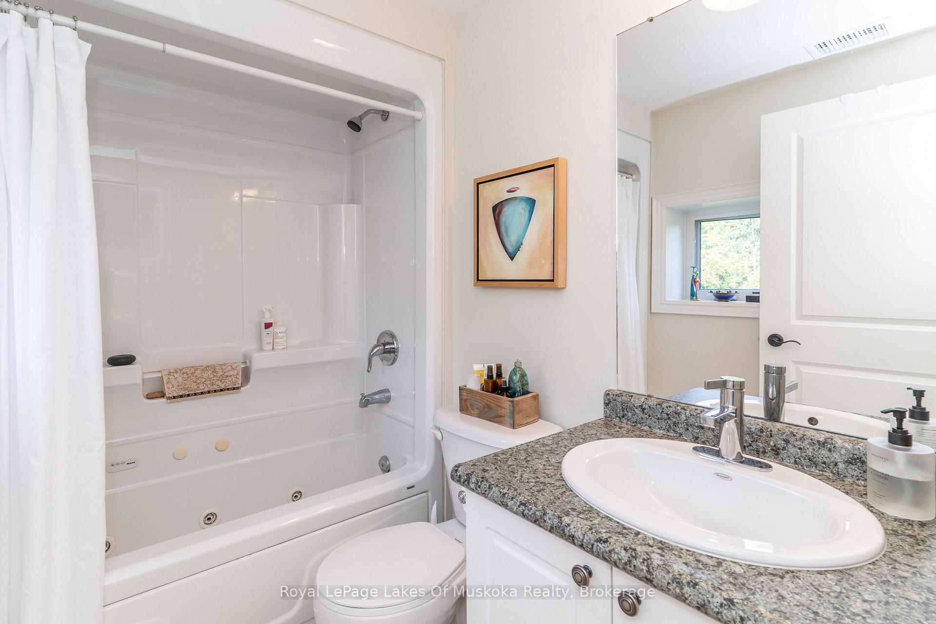 Photo 27 of Unit 403, 391 James Street W, Gravenhurst, Muskoka (S) — HOMEH