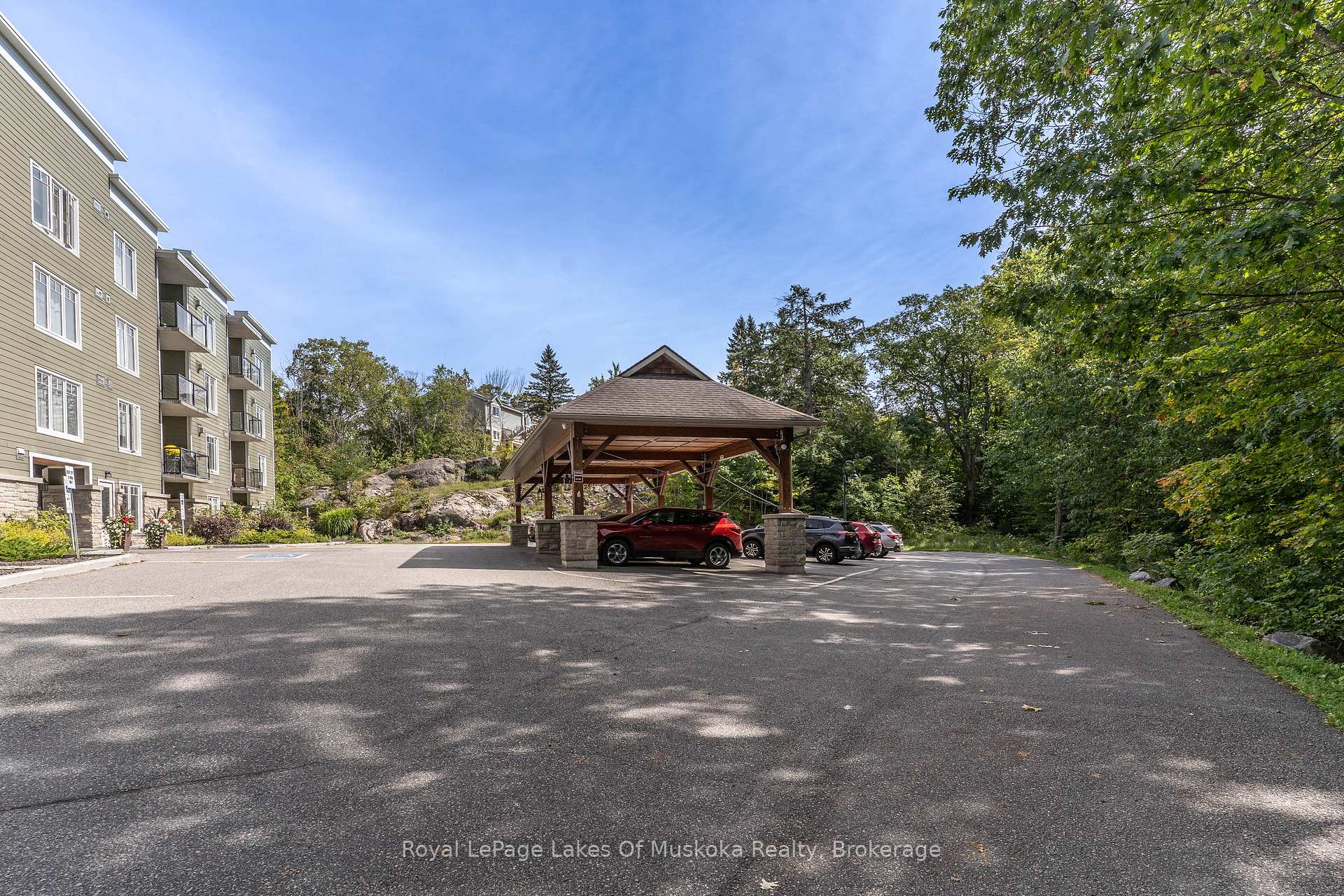 Photo 42 of Unit 403, 391 James Street W, Gravenhurst, Muskoka (S) — HOMEH