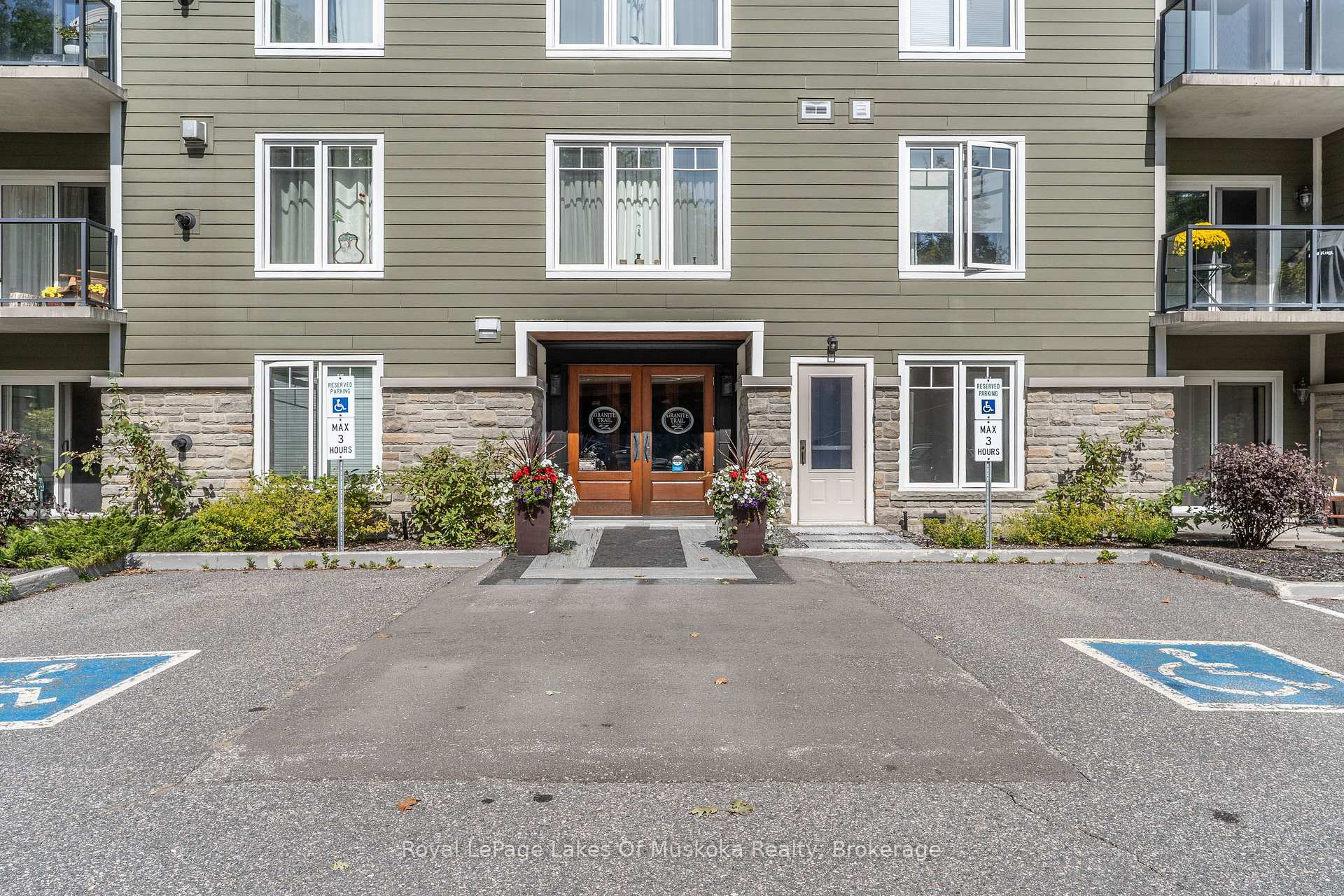 Photo 44 of Unit 403, 391 James Street W, Gravenhurst, Muskoka (S) — HOMEH