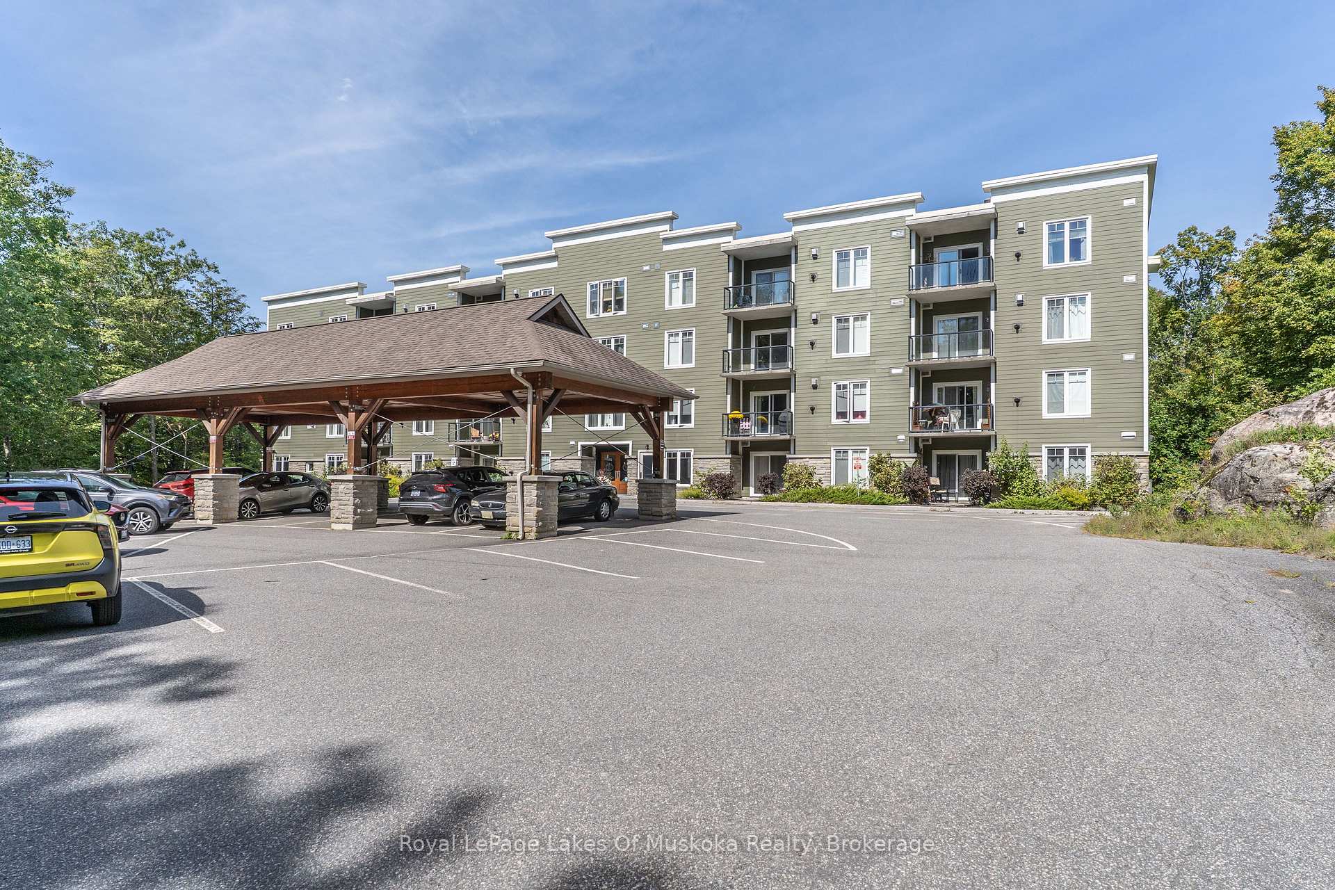 Photo 45 of Unit 403, 391 James Street W, Gravenhurst, Muskoka (S) — HOMEH