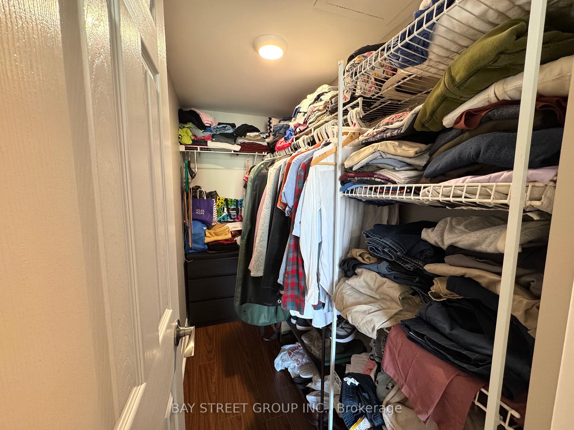 Photo 10 of Unit 1203, 18 Parkview Avenue, North York, Willowdale East — HOMEH