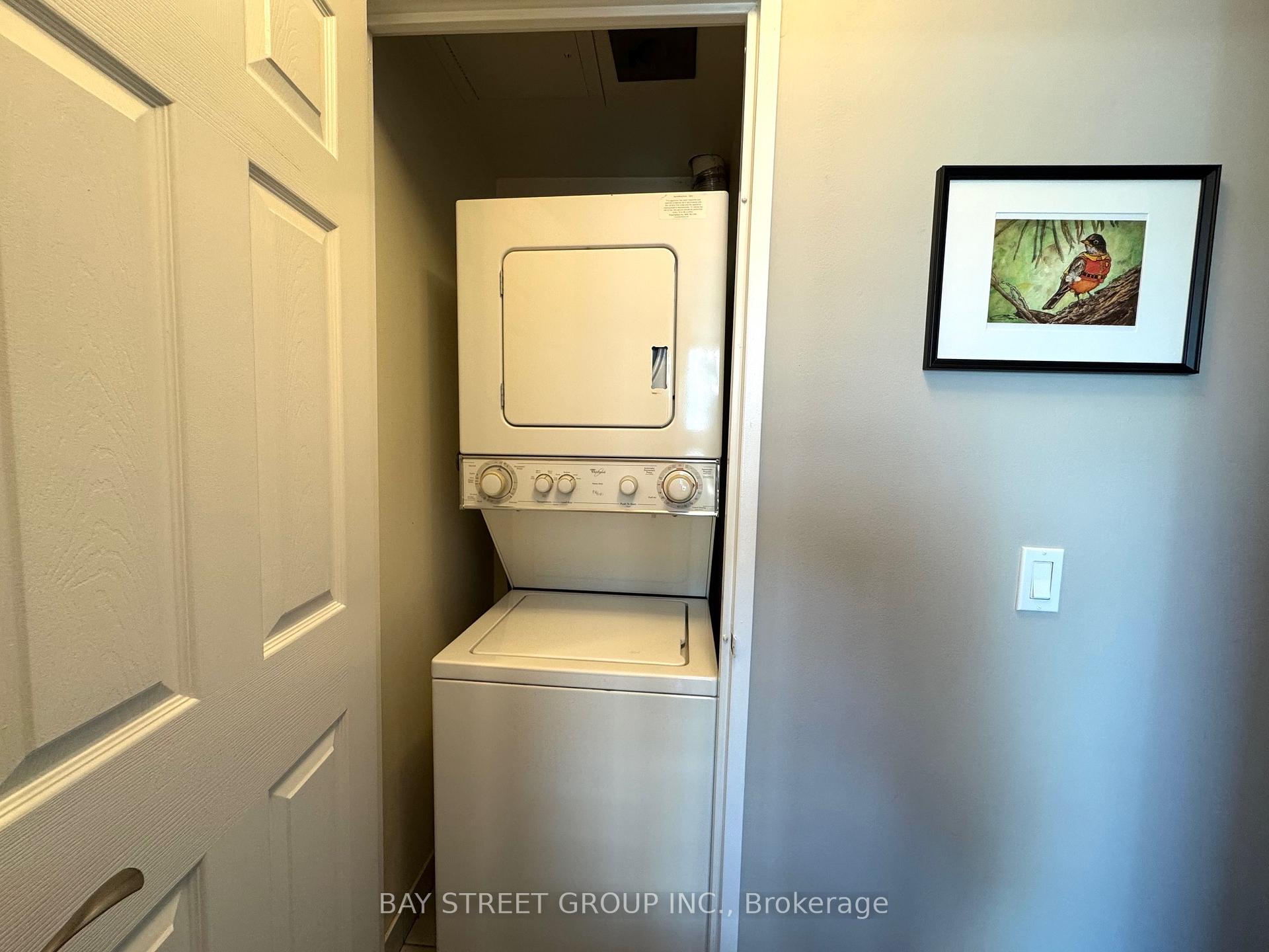 Photo 14 of Unit 1203, 18 Parkview Avenue, North York, Willowdale East — HOMEH