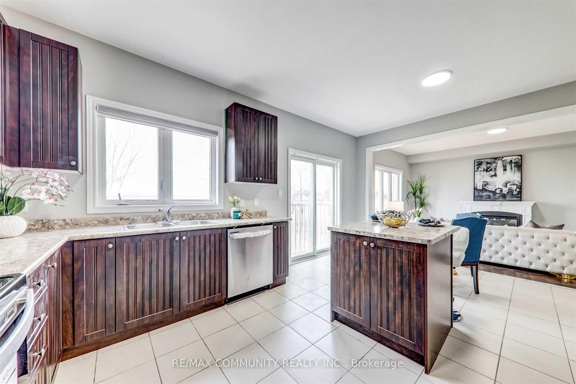Photo 12 of 39 Butcher Street, Brock, Beaverton — HOMEH