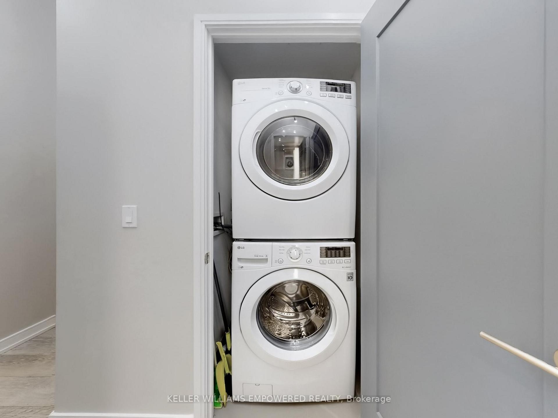 Photo 13 of Unit 307, 88 Scott Street, Toronto, Church-Yonge Corridor — HOMEH