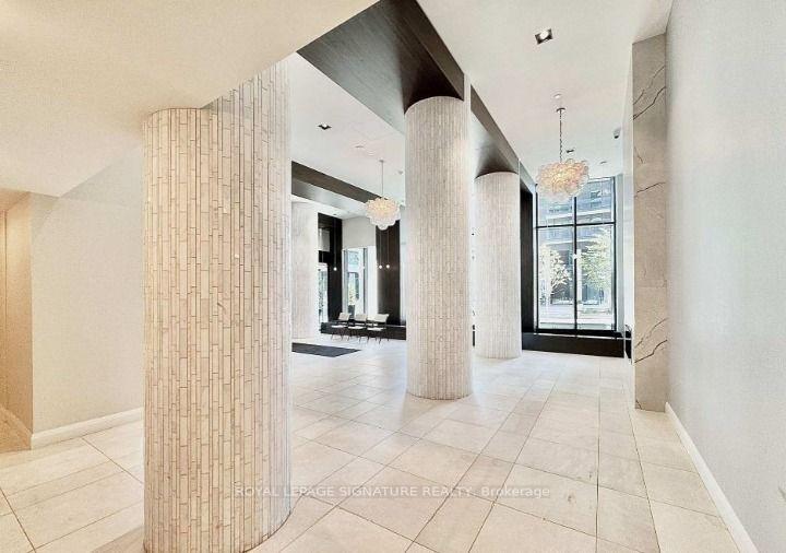 Photo 5 of Unit 411, 38 Annie Craig Drive, Etobicoke, Mimico — HOMEH