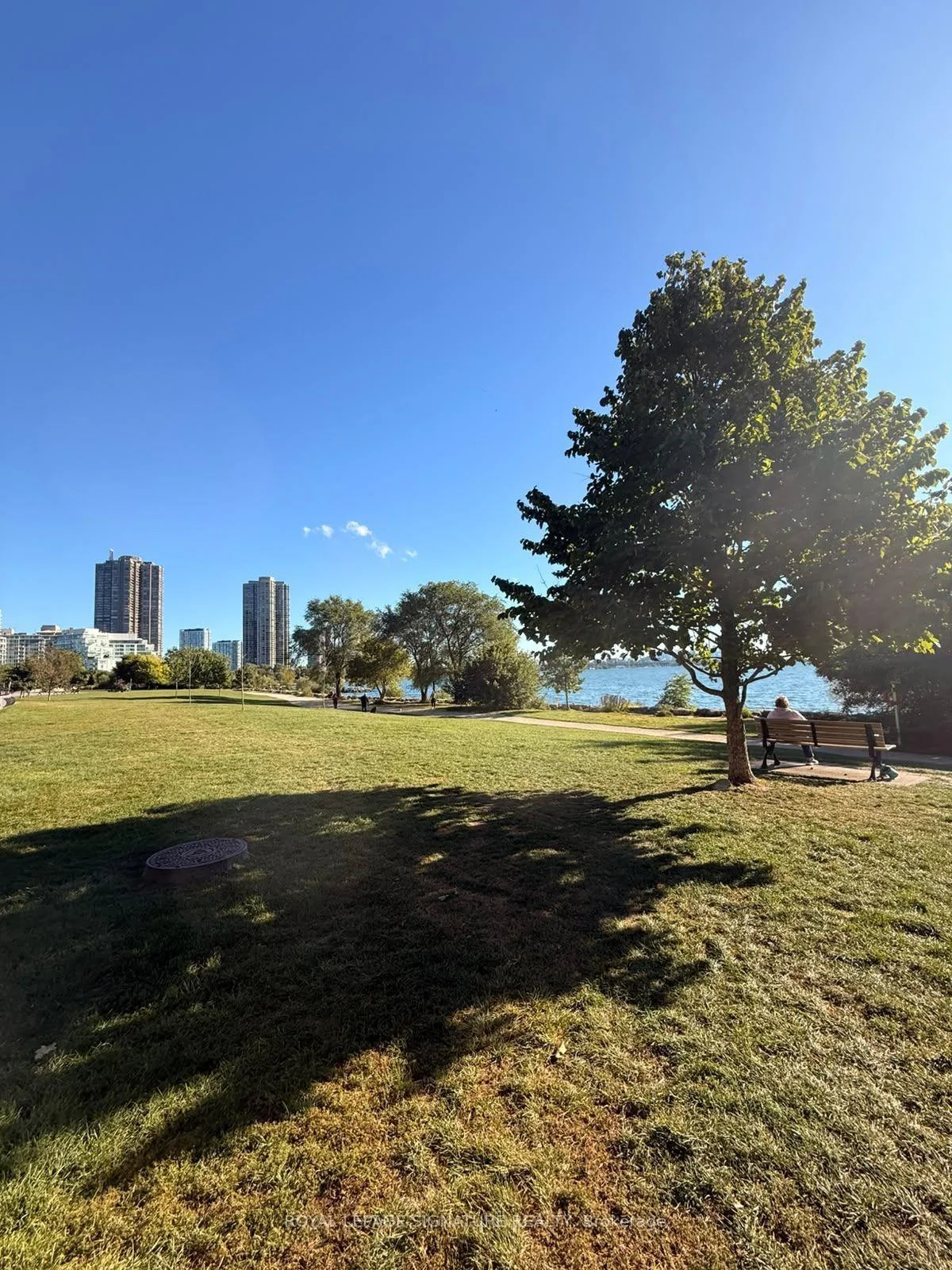 Photo 36 of Unit 411, 38 Annie Craig Drive, Etobicoke, Mimico — HOMEH