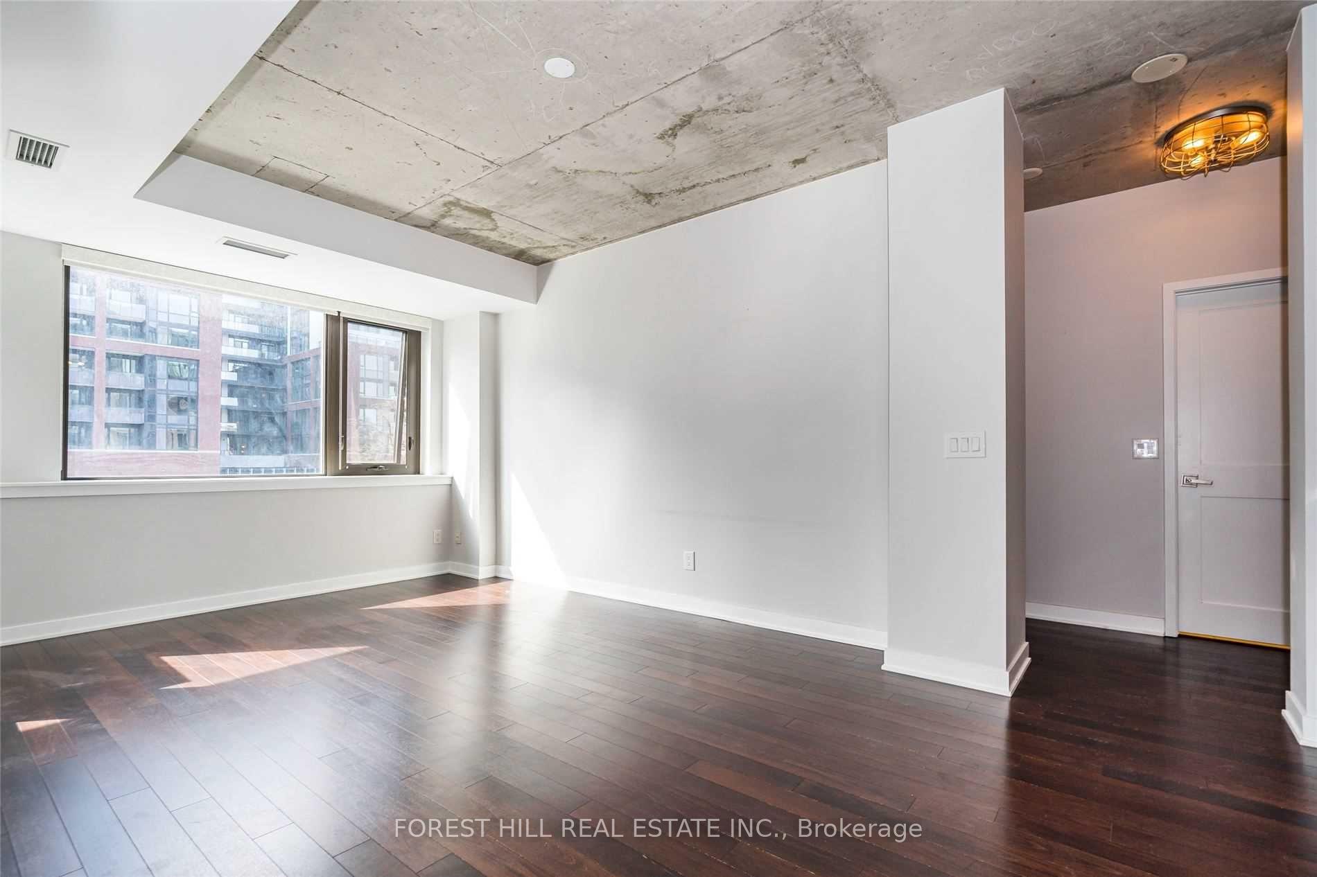 Photo 3 of Unit 505, 400 Wellington Street, Toronto, Waterfront Communities — HOMEH