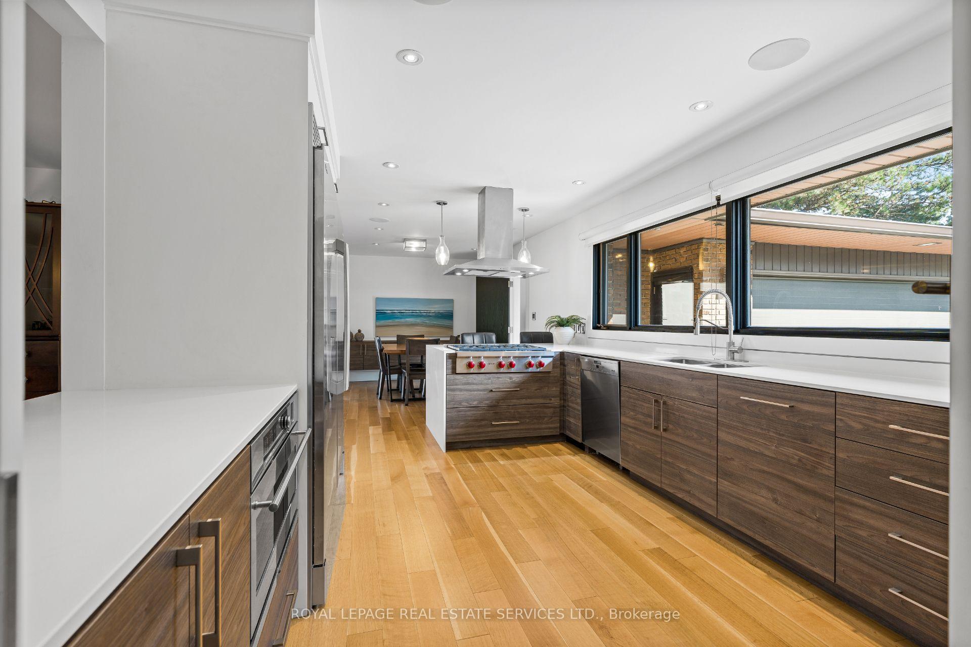Photo 11 of 23 Lorraine Gardens, Etobicoke, Islington-City Centre West — HOMEH