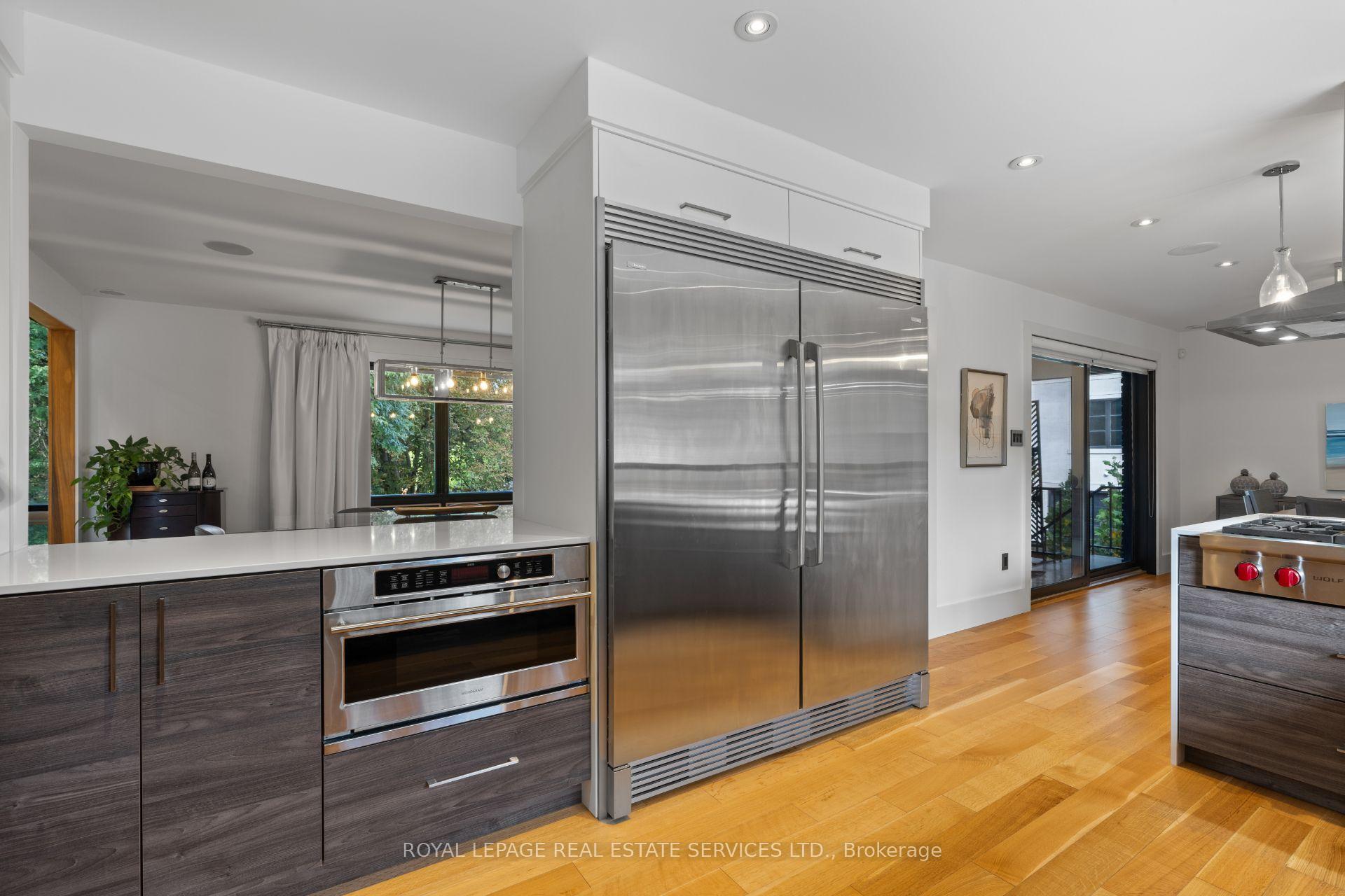 Photo 12 of 23 Lorraine Gardens, Etobicoke, Islington-City Centre West — HOMEH
