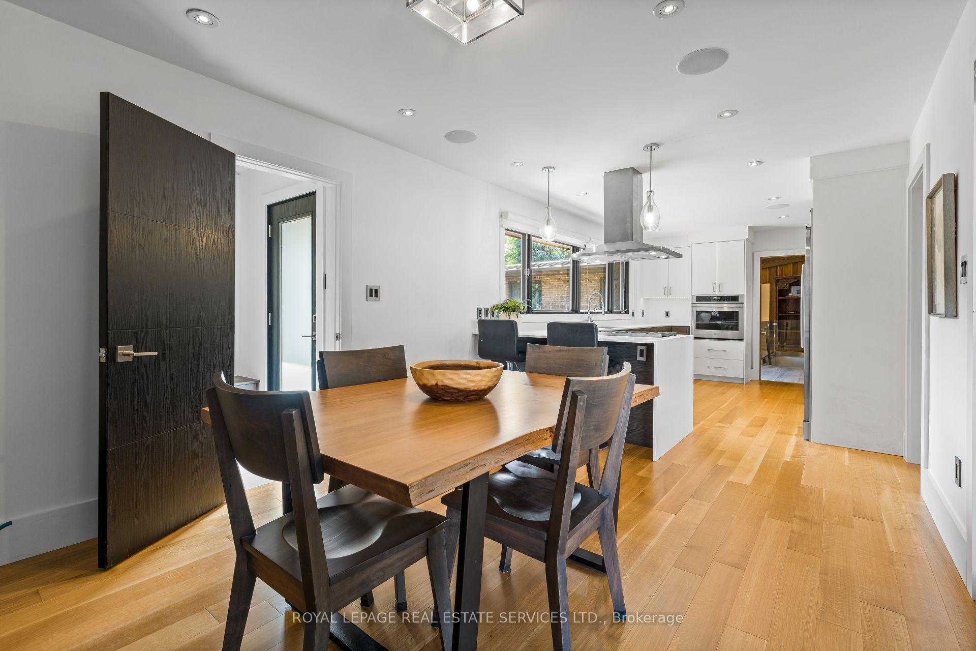 Photo 17 of 23 Lorraine Gardens, Etobicoke, Islington-City Centre West — HOMEH