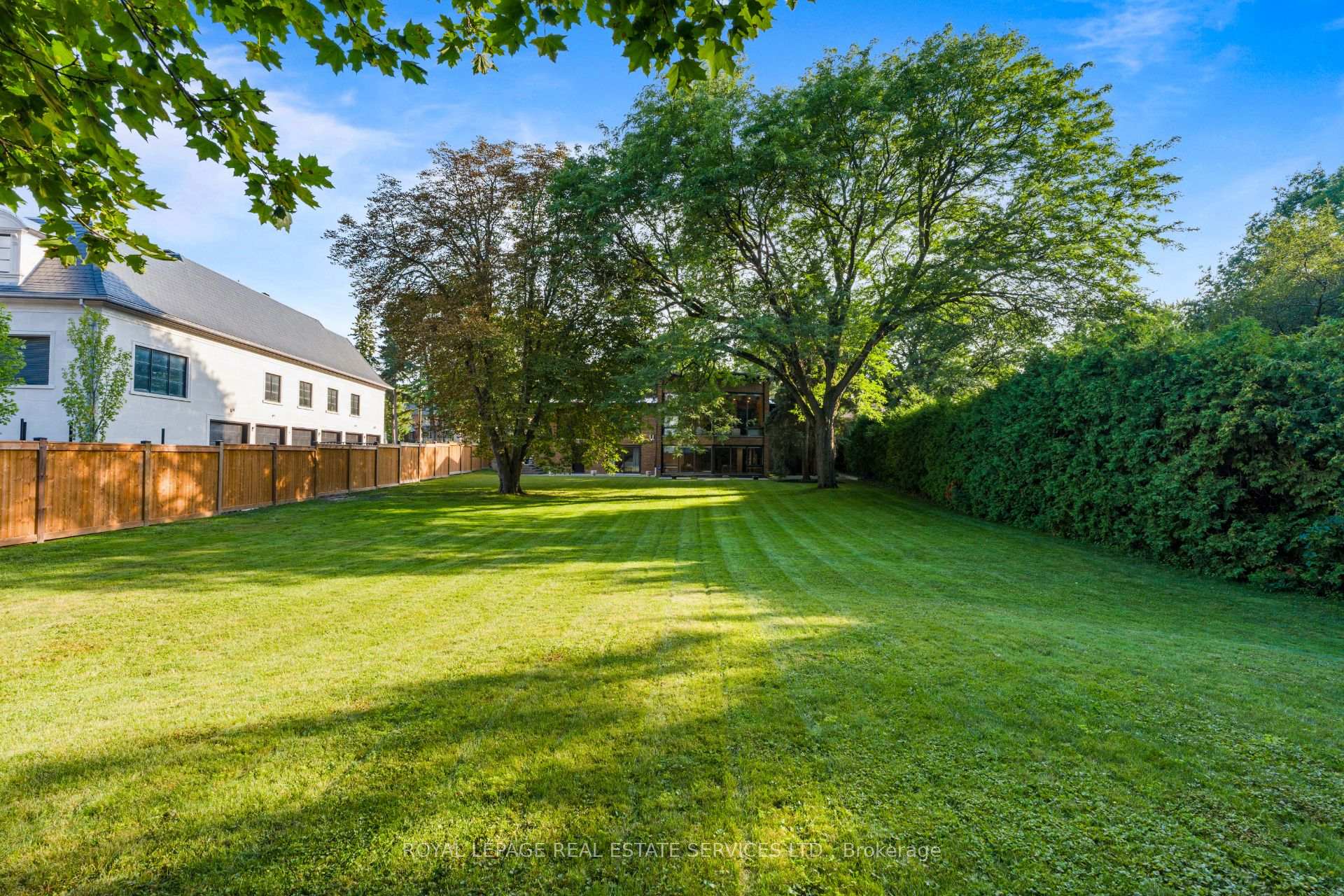 Photo 46 of 23 Lorraine Gardens, Etobicoke, Islington-City Centre West — HOMEH