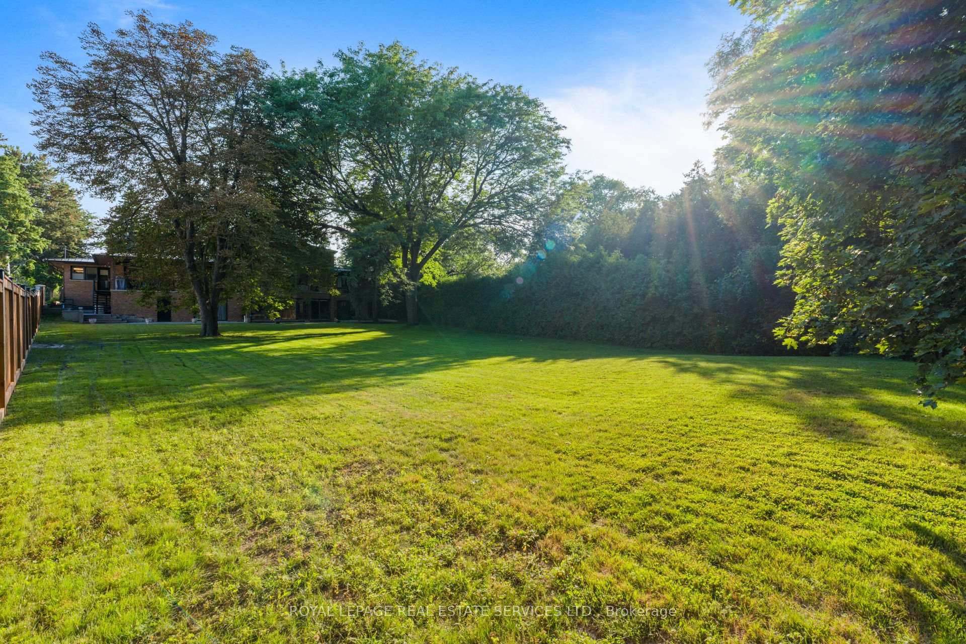 Photo 47 of 23 Lorraine Gardens, Etobicoke, Islington-City Centre West — HOMEH
