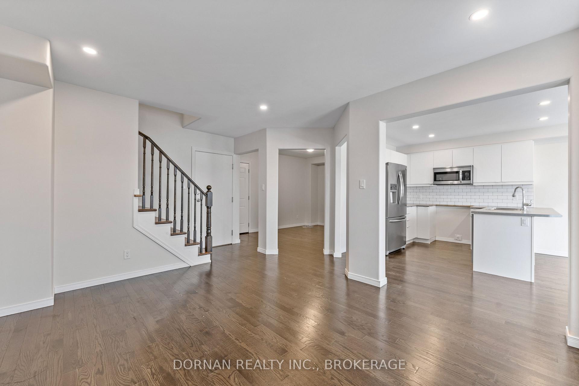 Photo 3 of Unit Upper, 284 Louden Terrace, Peterborough, Monaghan Ward 2 — HOMEH