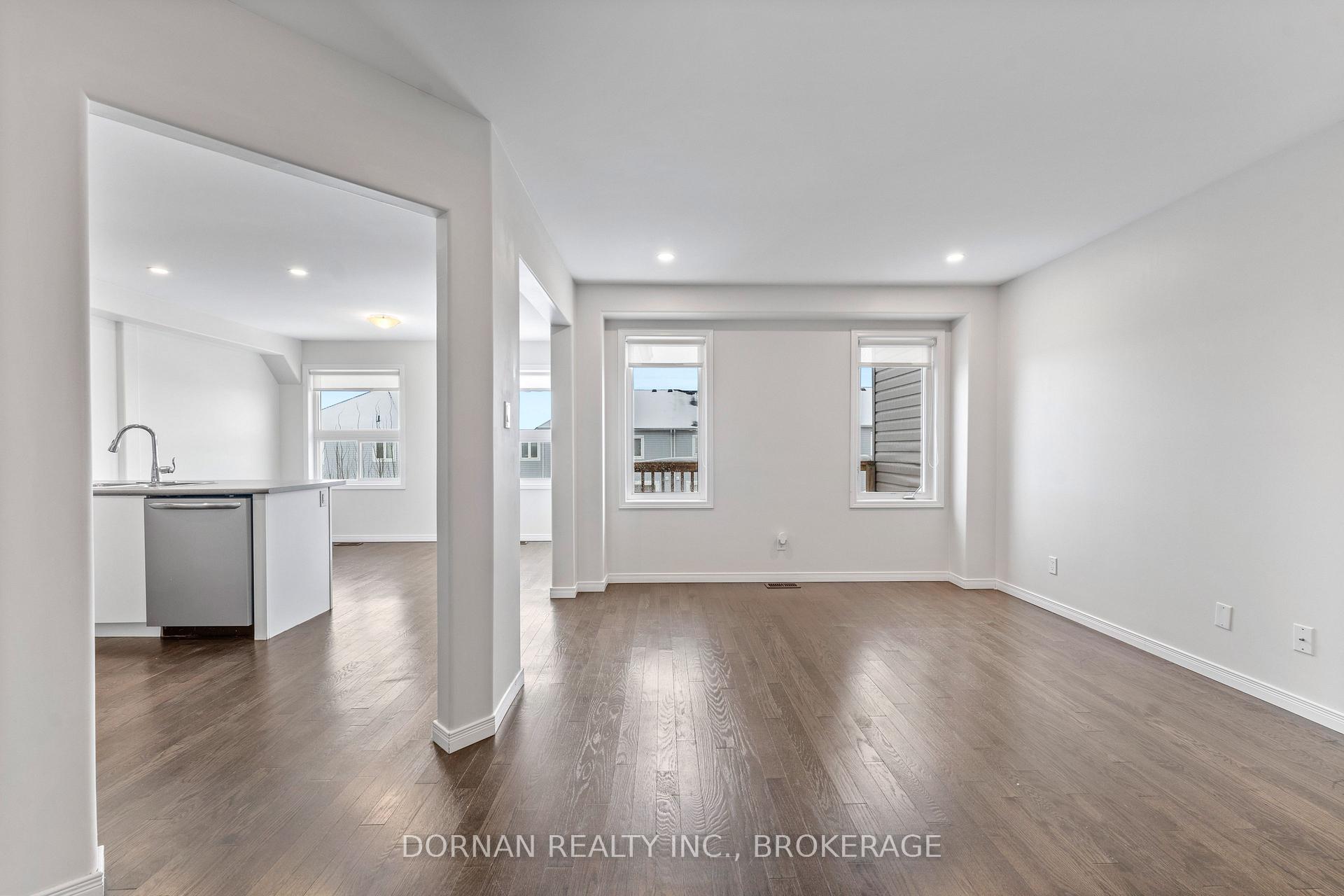 Photo 5 of Unit Upper, 284 Louden Terrace, Peterborough, Monaghan Ward 2 — HOMEH