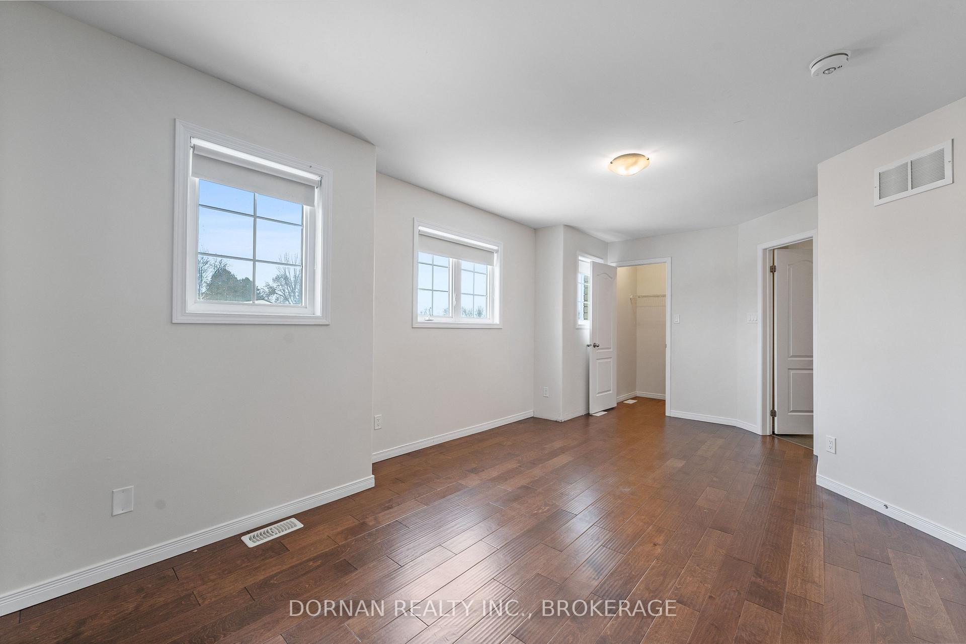 Photo 16 of Unit Upper, 284 Louden Terrace, Peterborough, Monaghan Ward 2 — HOMEH