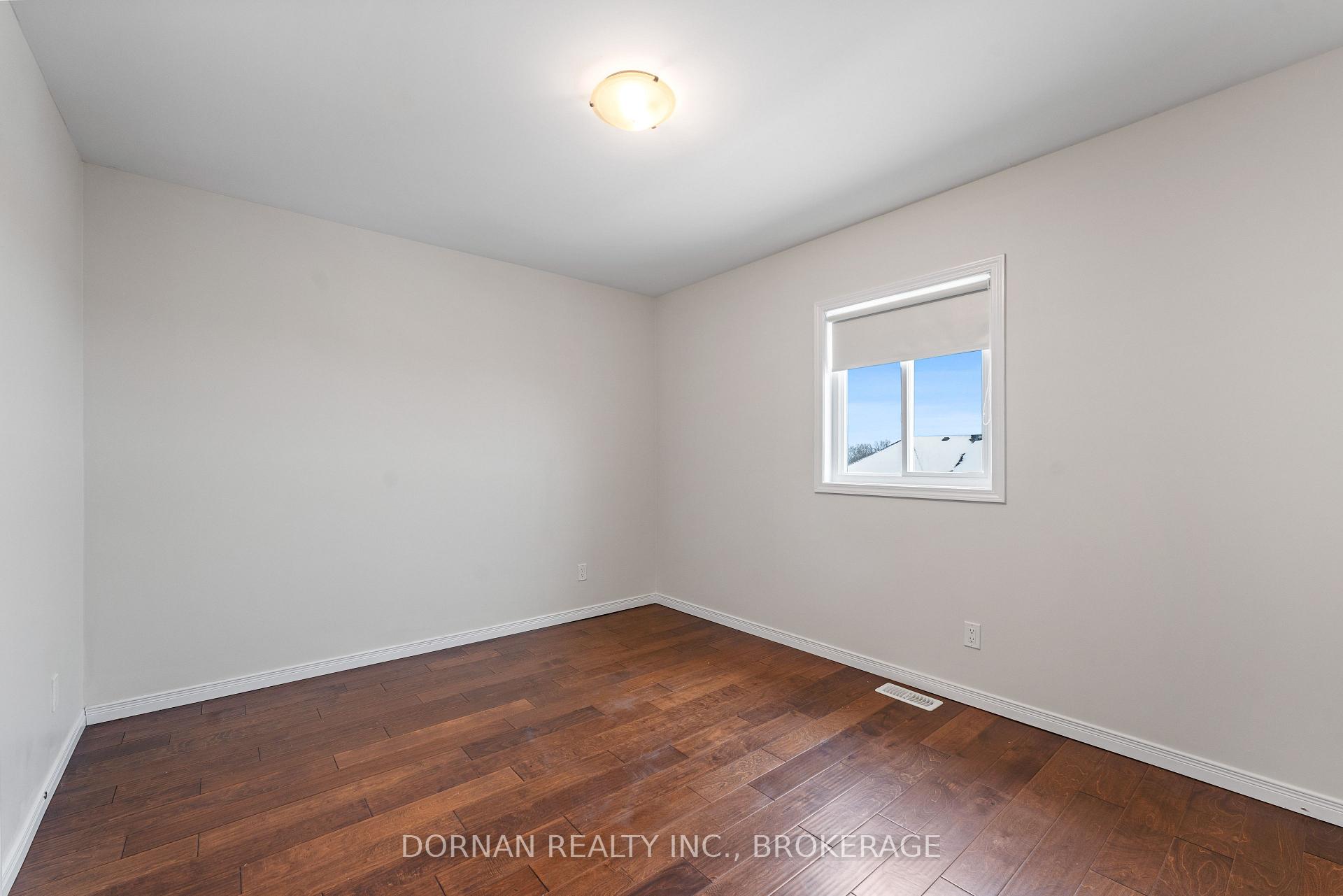 Photo 23 of Unit Upper, 284 Louden Terrace, Peterborough, Monaghan Ward 2 — HOMEH
