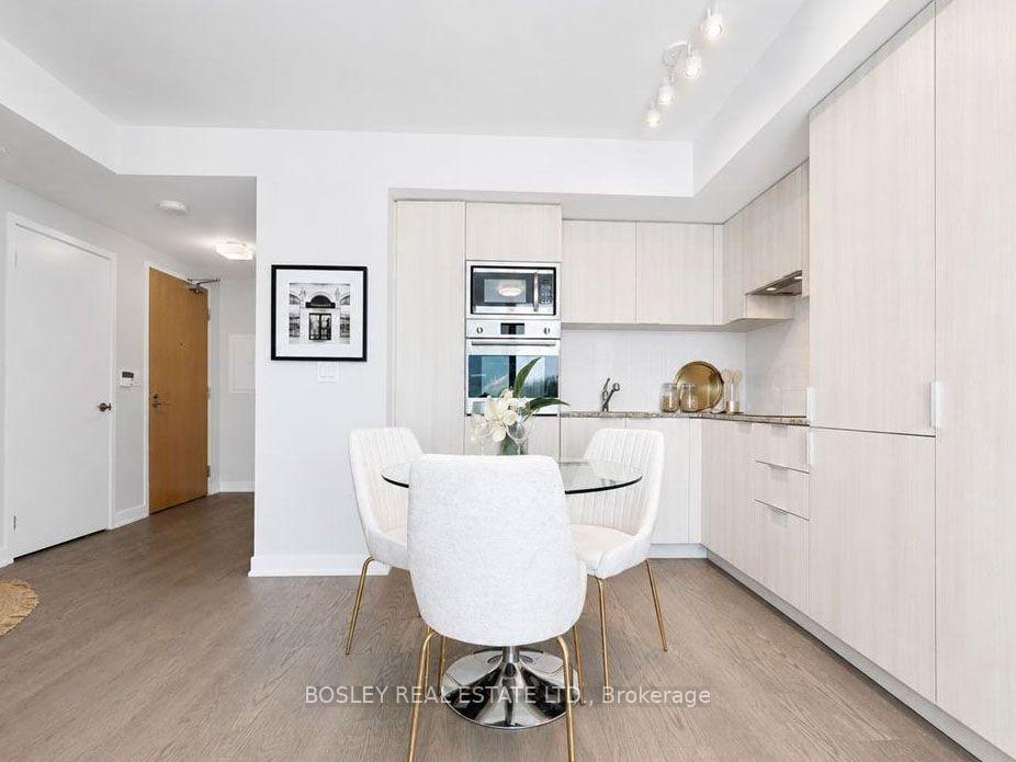 Photo 5 of Unit 4307, 11 Wellesley Street, Toronto, Bay Street Corridor — HOMEH