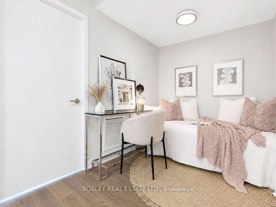 Photo 8 of Unit 4307, 11 Wellesley Street, Toronto, Bay Street Corridor — HOMEH