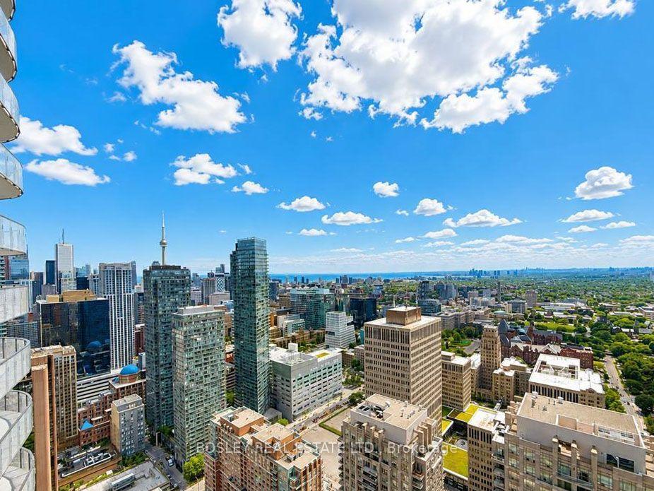 Photo 10 of Unit 4307, 11 Wellesley Street, Toronto, Bay Street Corridor — HOMEH