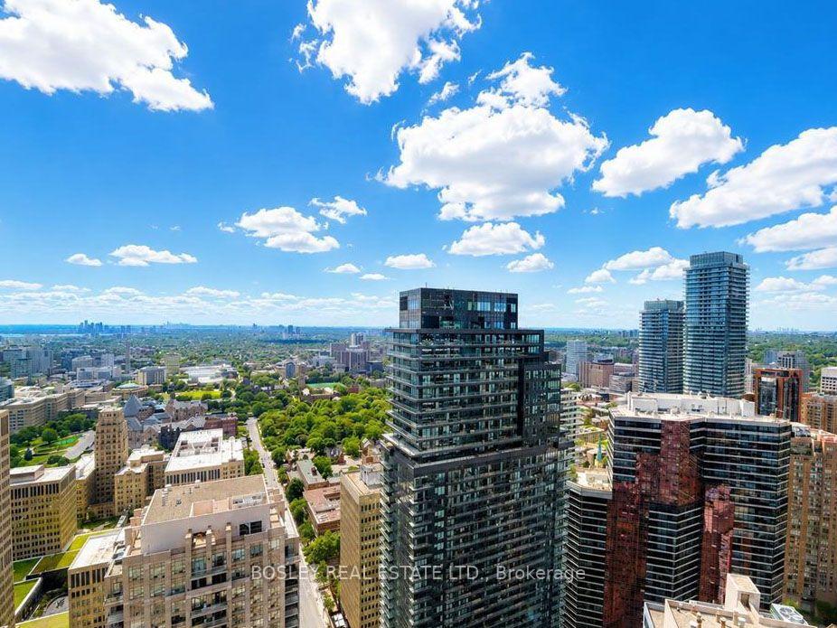 Photo 14 of Unit 4307, 11 Wellesley Street, Toronto, Bay Street Corridor — HOMEH