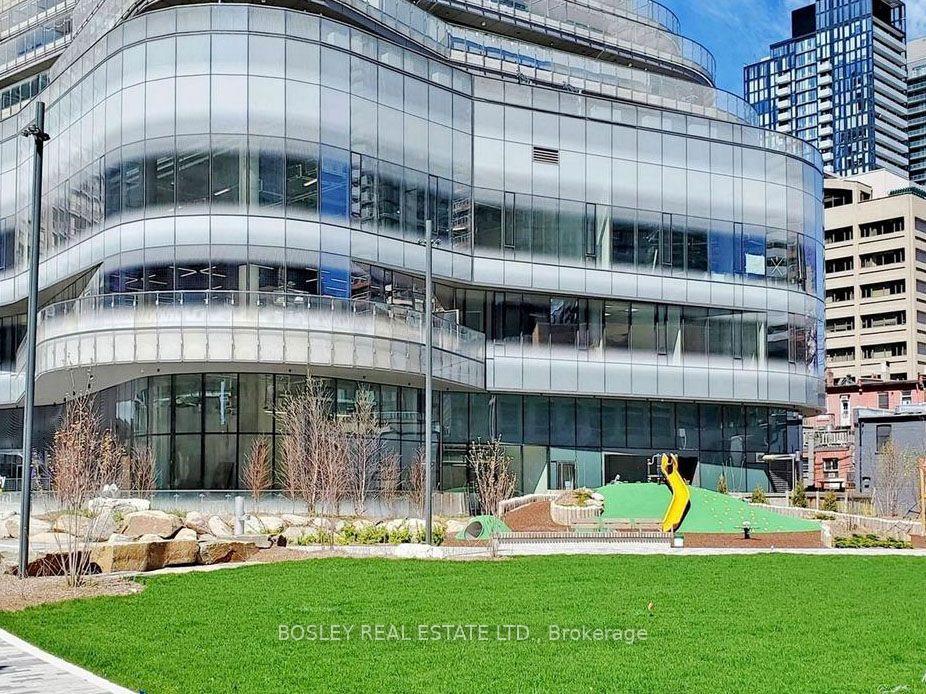 Photo 23 of Unit 4307, 11 Wellesley Street, Toronto, Bay Street Corridor — HOMEH