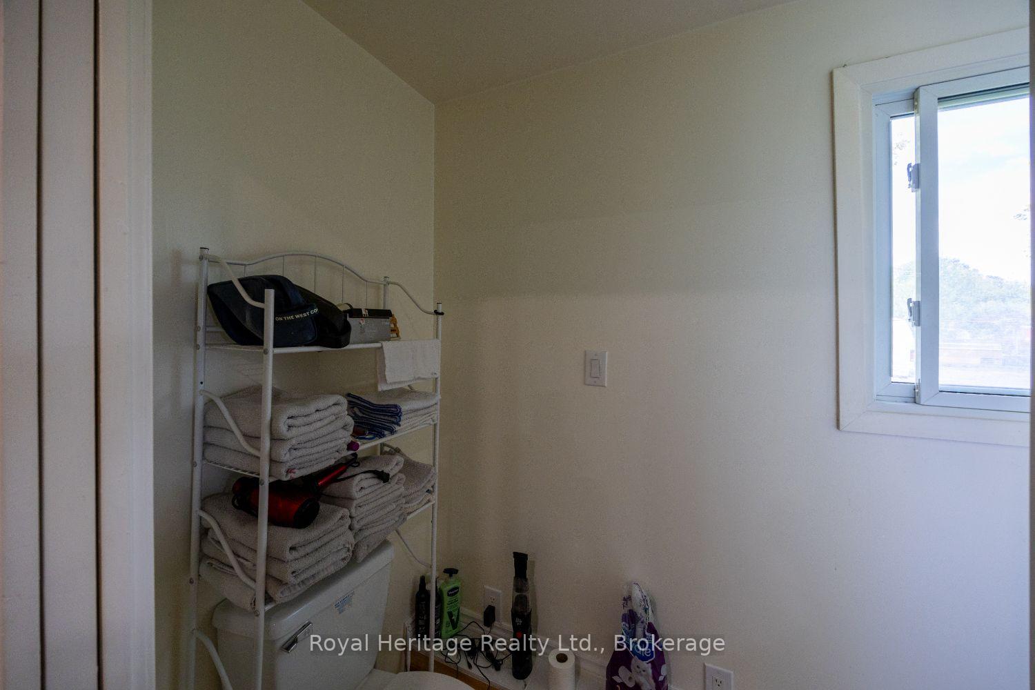 Photo 36 of 207 Valencia Road, Oshawa, Lakeview — HOMEH