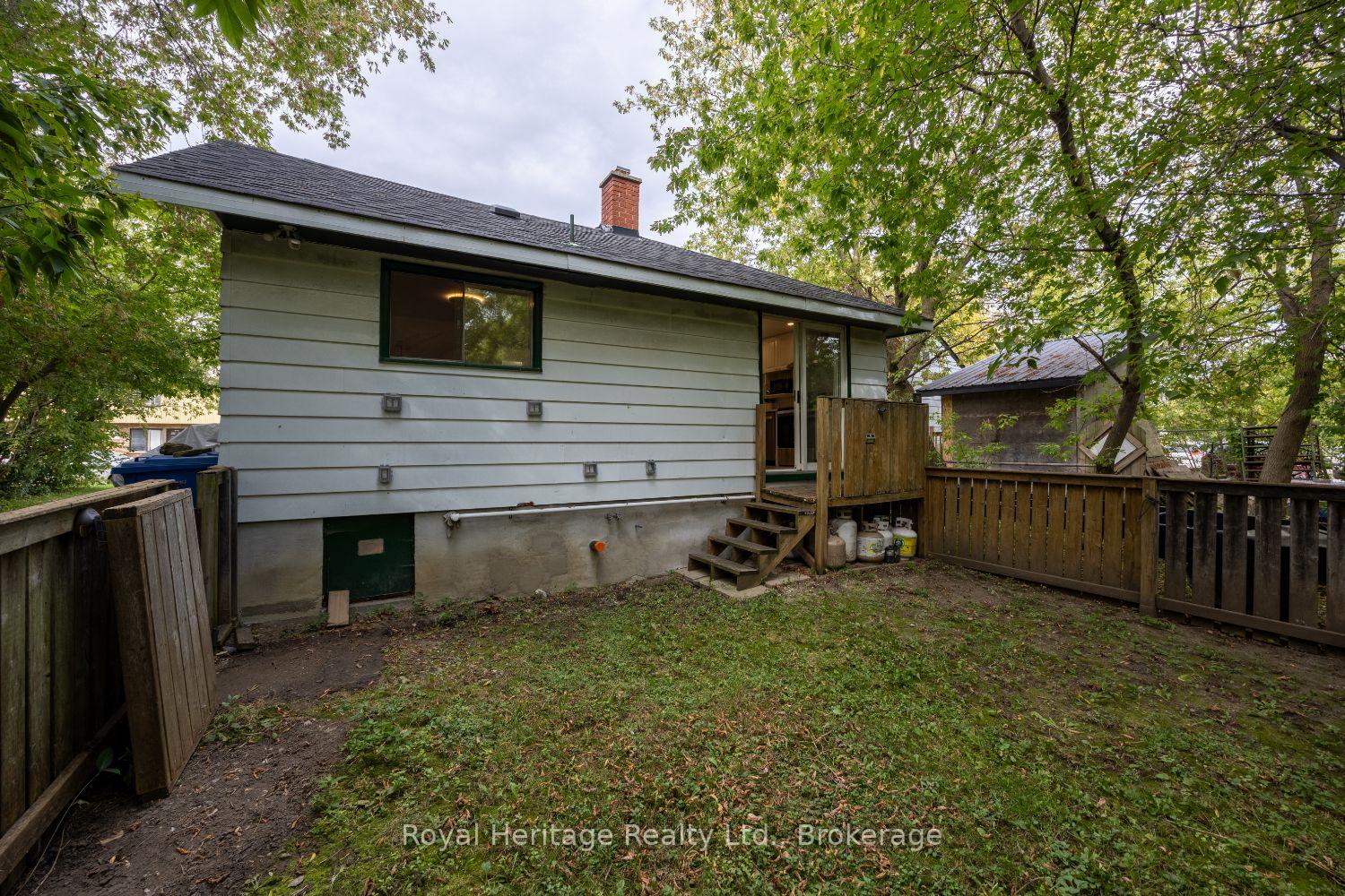 Photo 43 of 207 Valencia Road, Oshawa, Lakeview — HOMEH