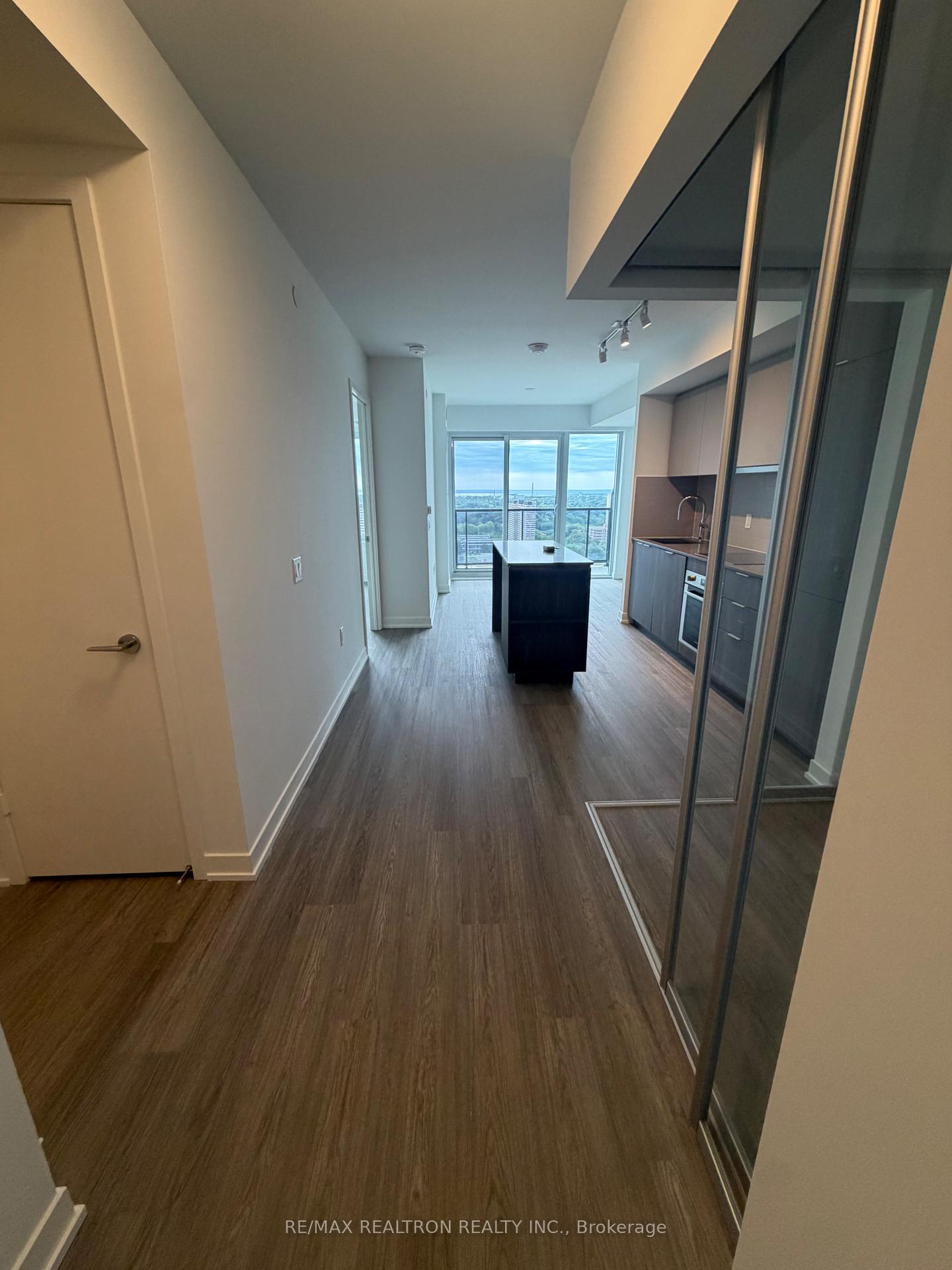 Photo 3 of Unit 2610, 15 David Salomon Drive, Toronto, Flemingdon Park — HOMEH