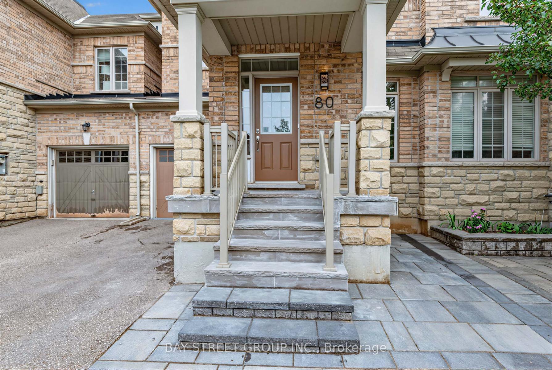 Photo 2 of 80 Living Crescent, Markham, Victoria Square — HOMEH