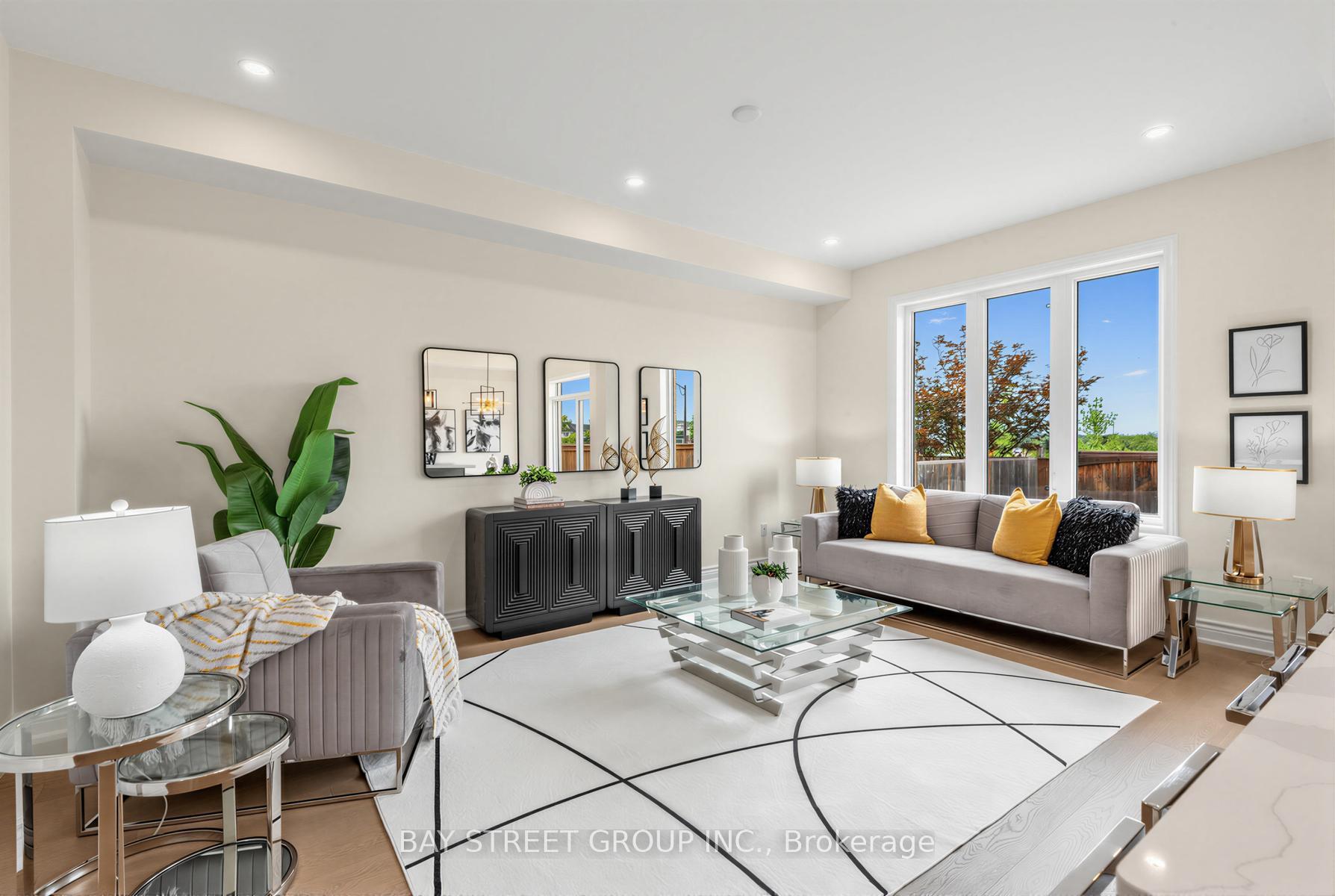 Photo 12 of 80 Living Crescent, Markham, Victoria Square — HOMEH