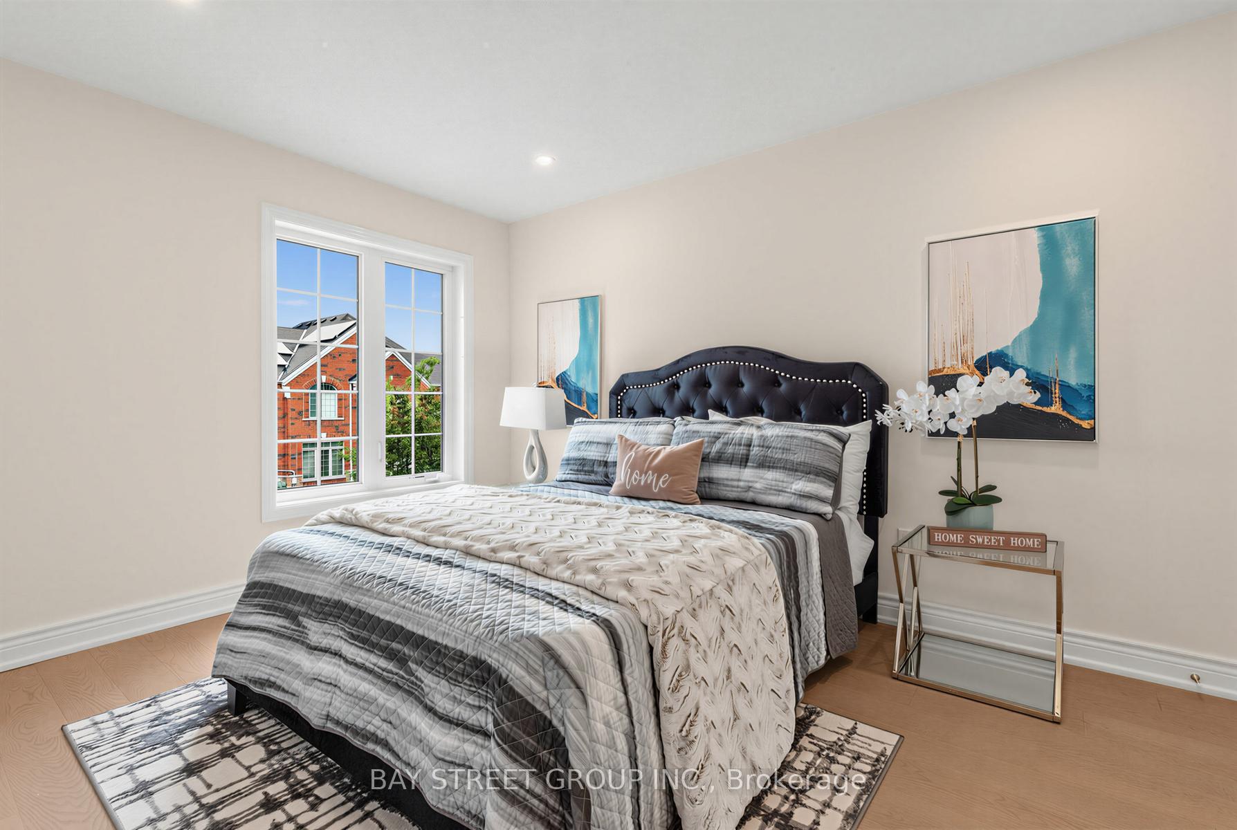Photo 33 of 80 Living Crescent, Markham, Victoria Square — HOMEH