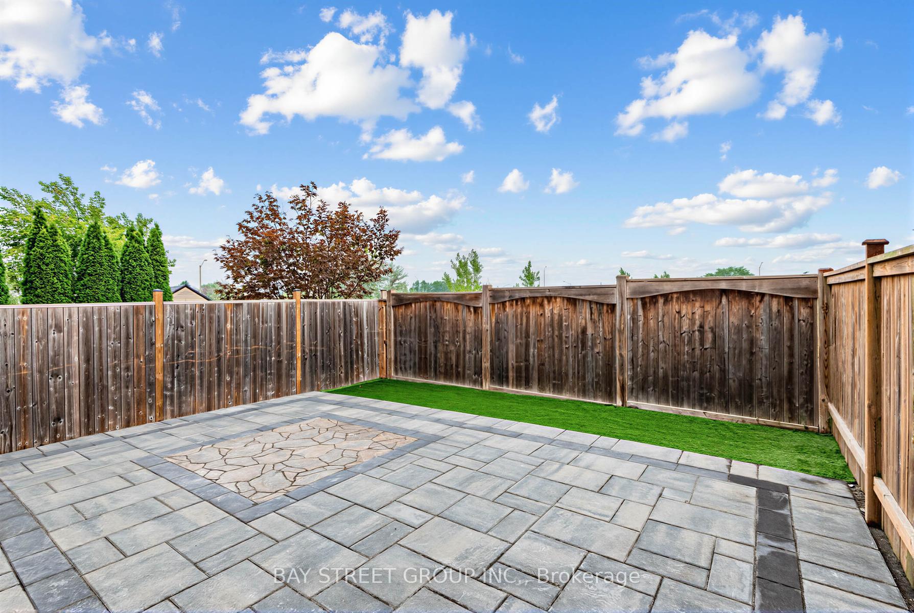 Photo 40 of 80 Living Crescent, Markham, Victoria Square — HOMEH
