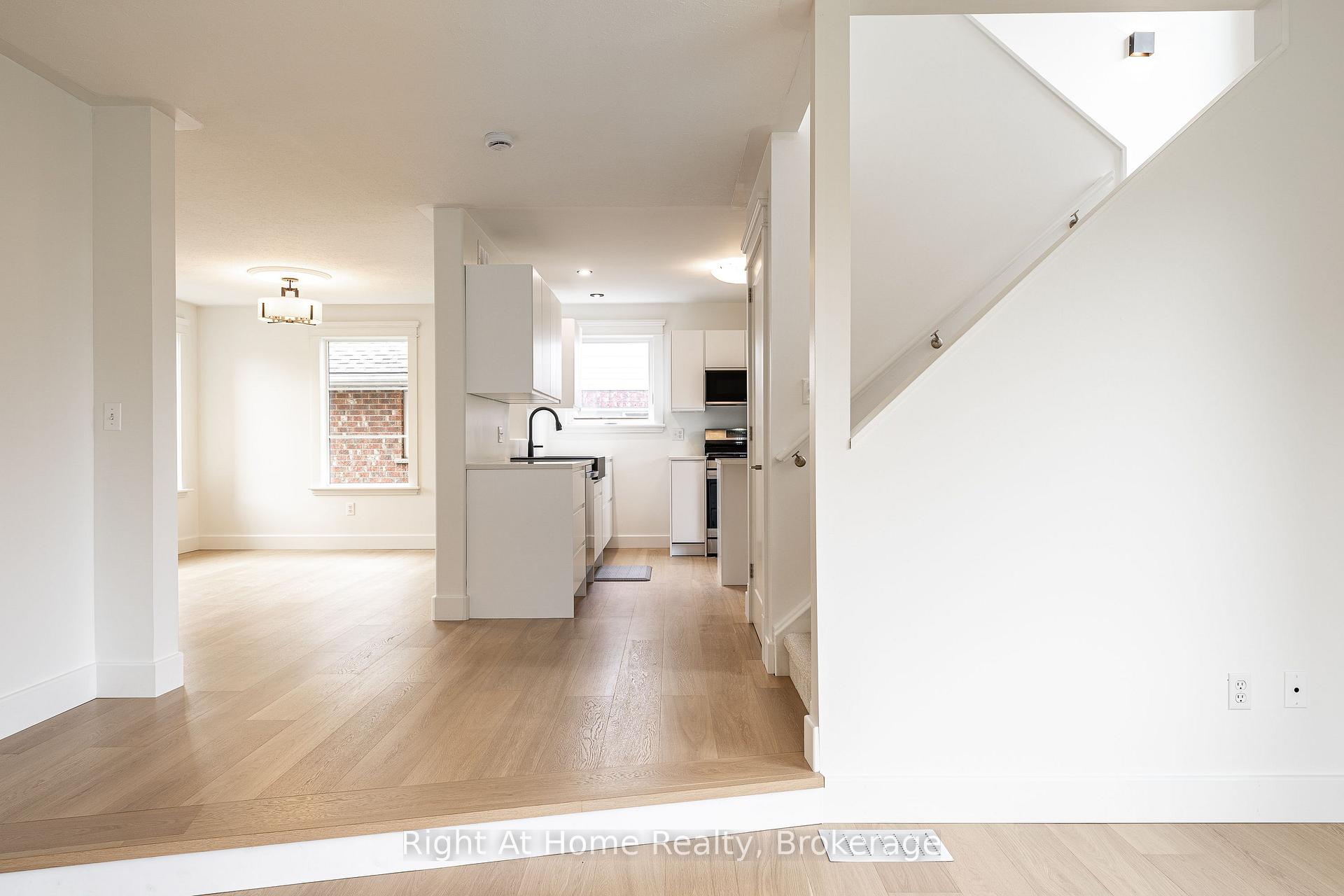 Photo 8 of 310 Briarhill Drive, Stratford — HOMEH