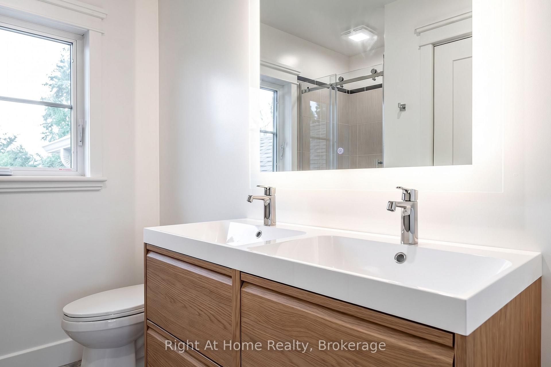 Photo 18 of 310 Briarhill Drive, Stratford — HOMEH