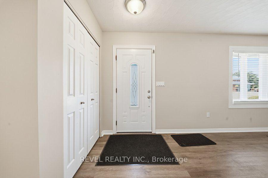Photo 4 of Unit B, 286 Oakland Road, Brant, Oakland — HOMEH