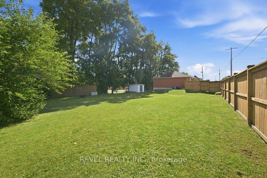 Photo 22 of Unit B, 286 Oakland Road, Brant, Oakland — HOMEH