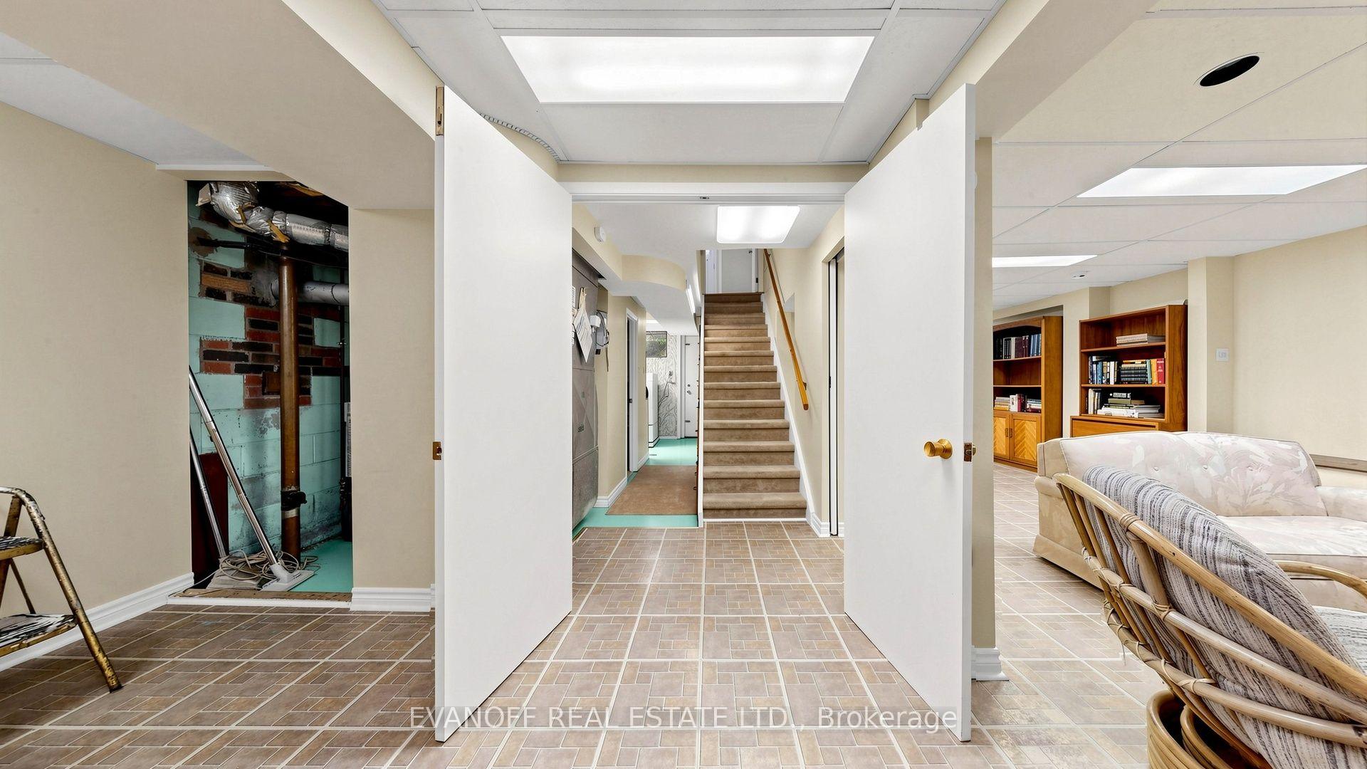 Photo 33 of 4 Galloway Road, Scarborough, Guildwood — HOMEH