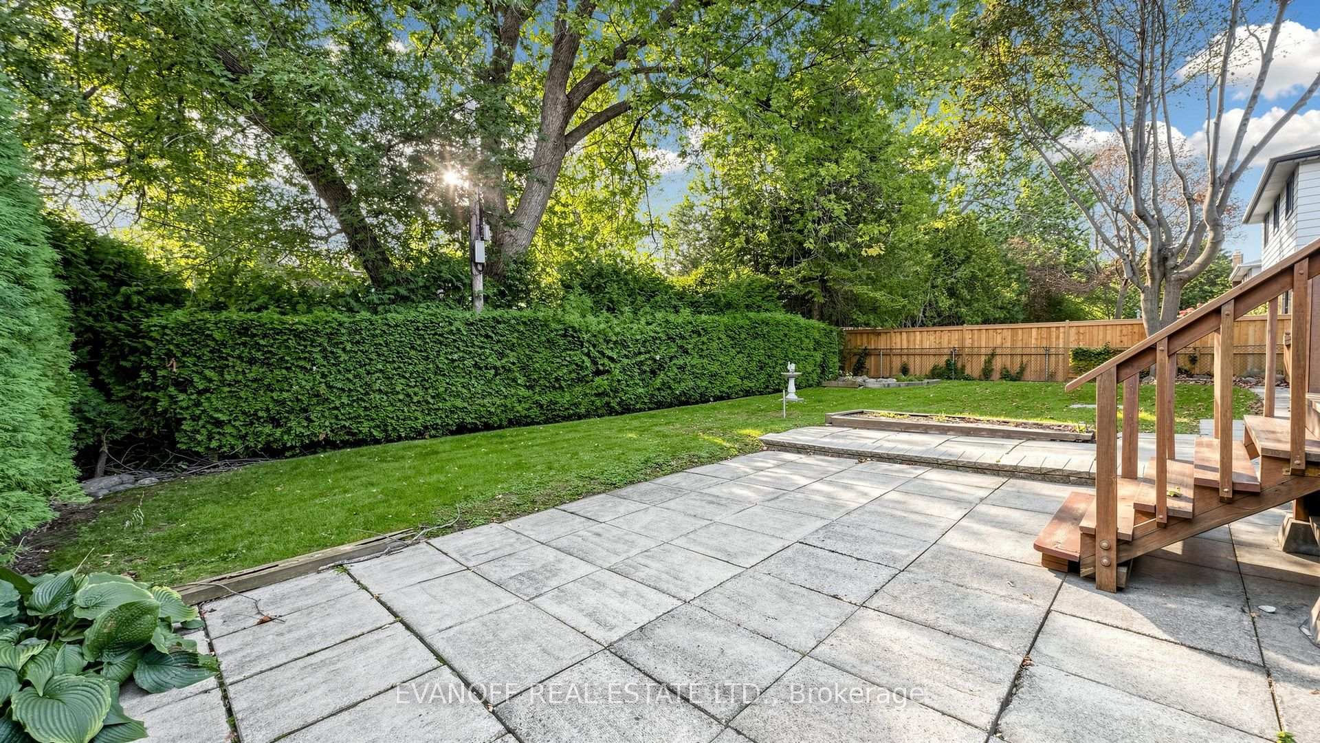 Photo 47 of 4 Galloway Road, Scarborough, Guildwood — HOMEH