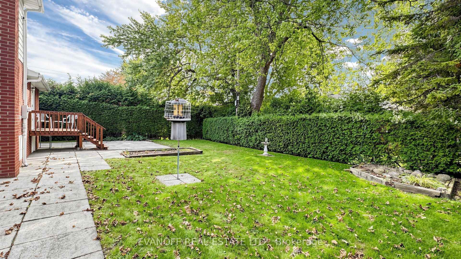 Photo 48 of 4 Galloway Road, Scarborough, Guildwood — HOMEH