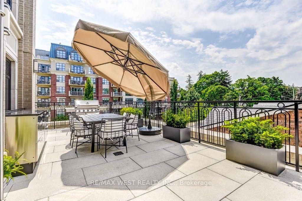 Photo 48 of Unit 302, 4 The Kingsway, Etobicoke, Kingsway South — HOMEH