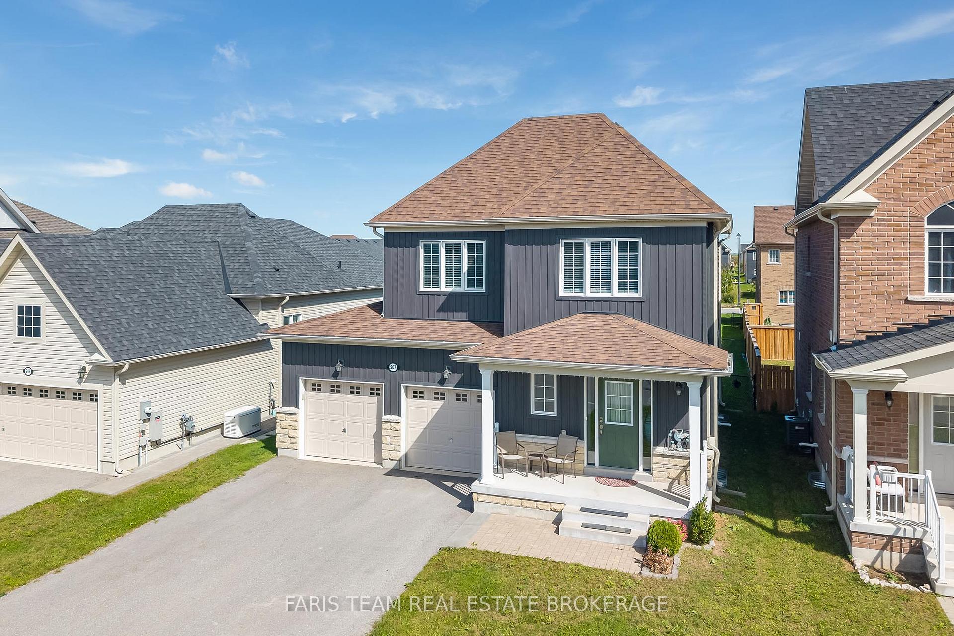Photo 2 of 207 Springfield Crescent, Clearview, Stayner — HOMEH