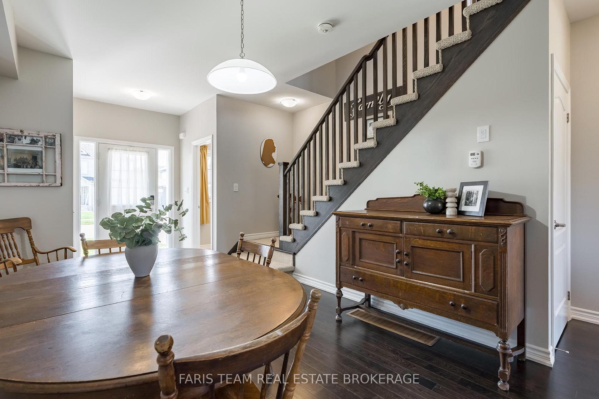 Photo 12 of 207 Springfield Crescent, Clearview, Stayner — HOMEH