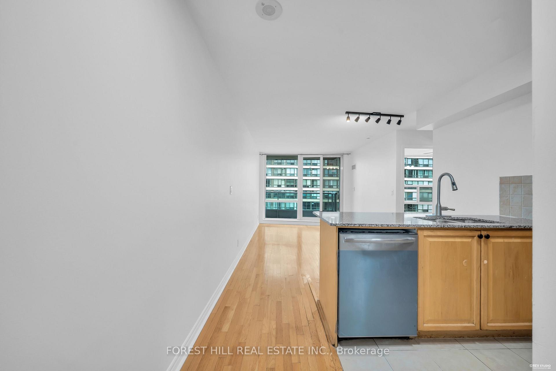 Photo 27 of Unit 705, 33 Elm Drive W, Mississauga, City Centre — HOMEH