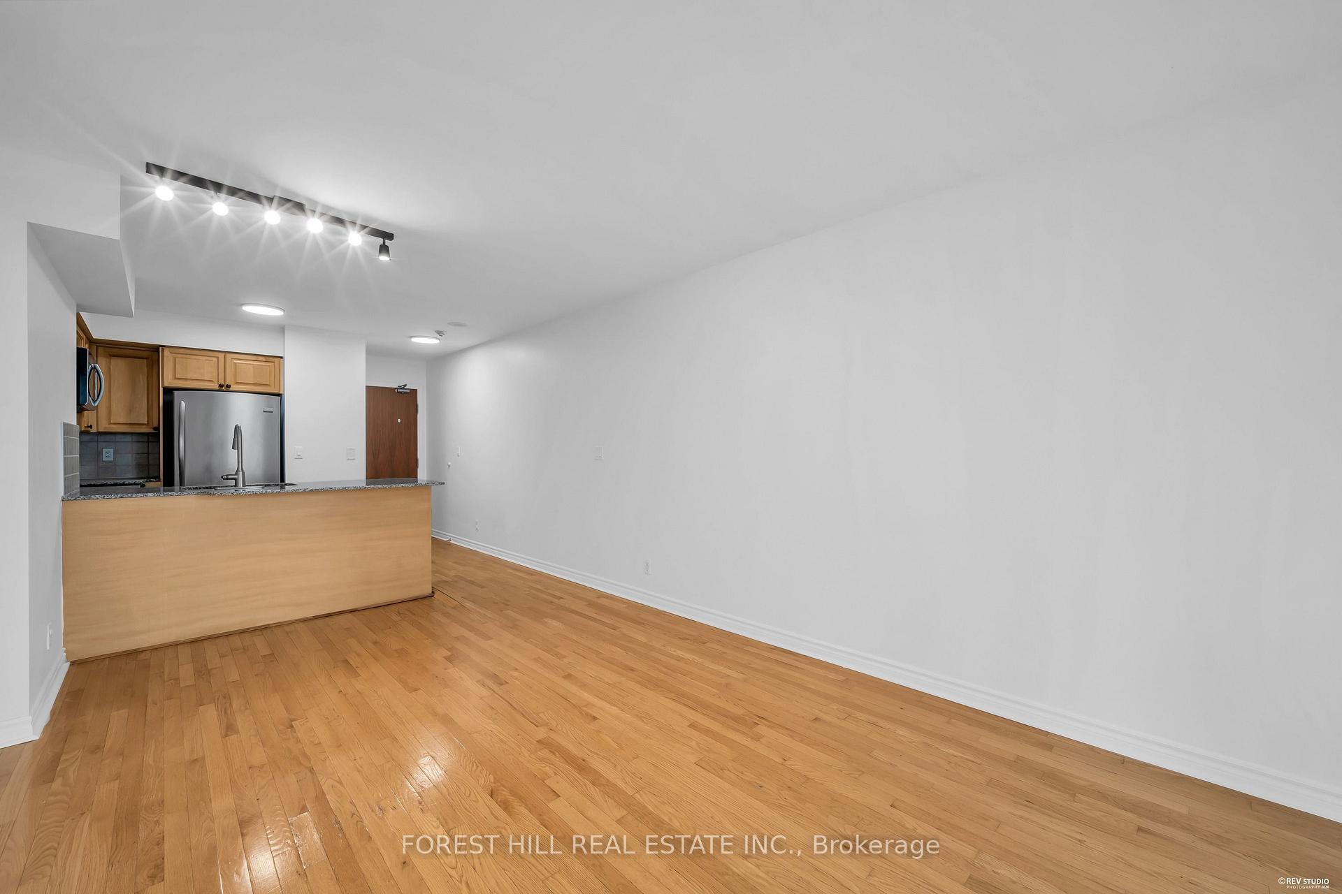 Photo 33 of Unit 705, 33 Elm Drive W, Mississauga, City Centre — HOMEH