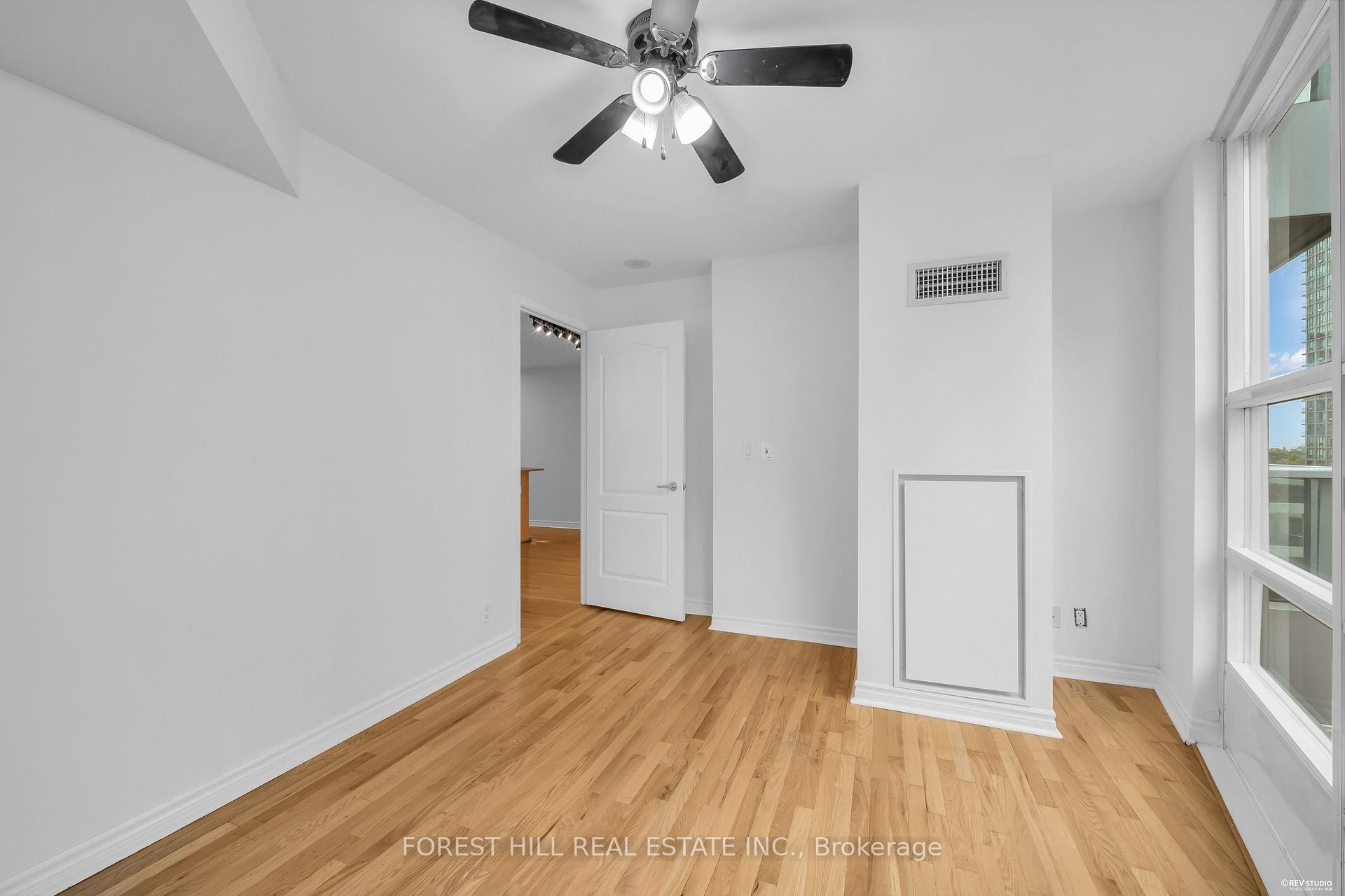 Photo 51 of Unit 705, 33 Elm Drive W, Mississauga, City Centre — HOMEH