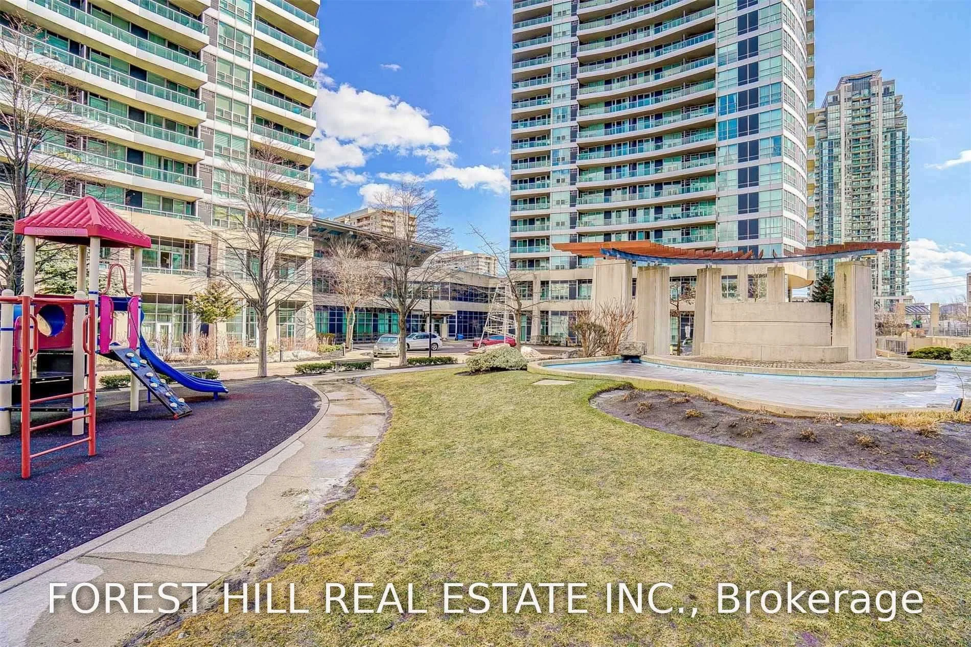 Photo 14 of Unit 705, 33 Elm Drive W, Mississauga, City Centre — HOMEH